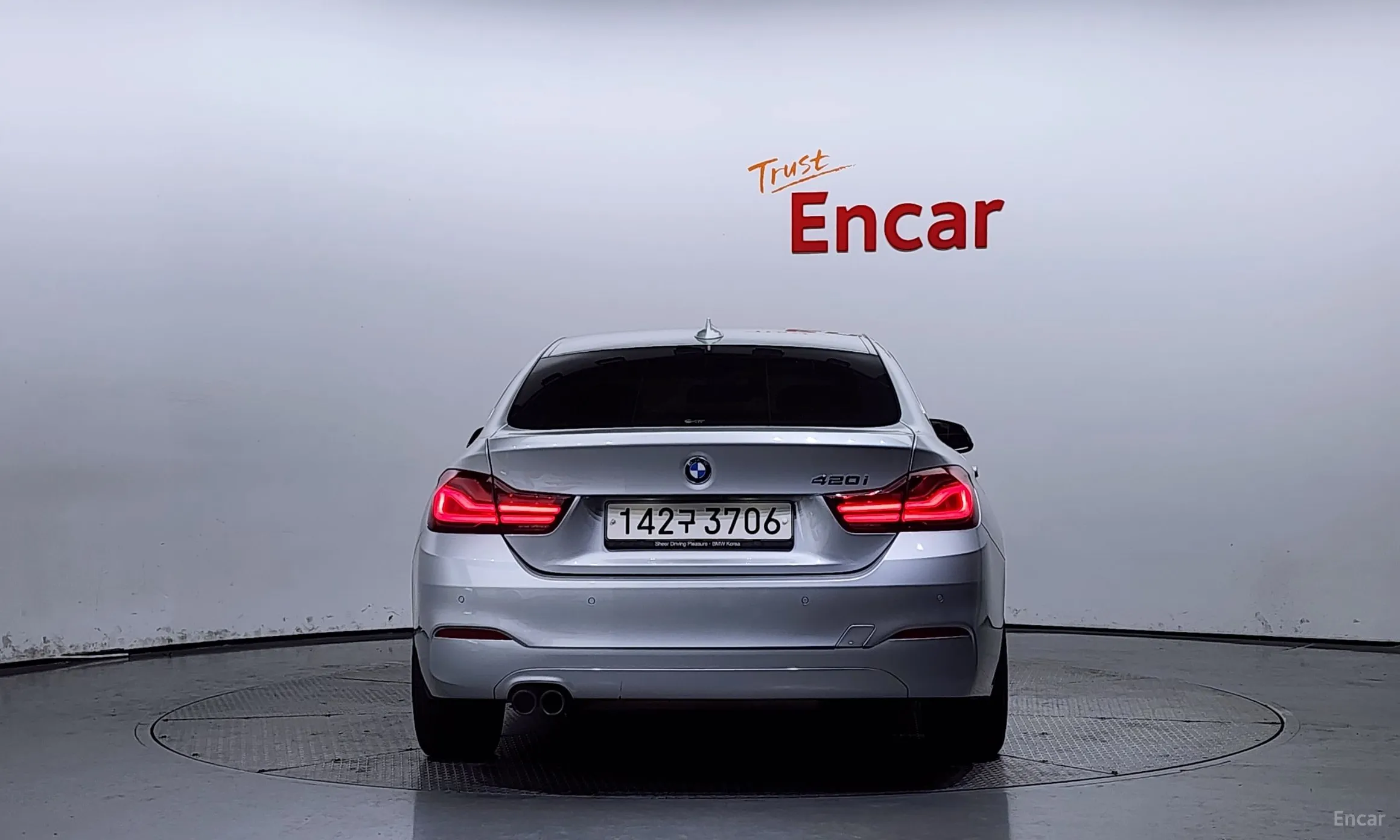 BMW Series 4 (F32) превью 3