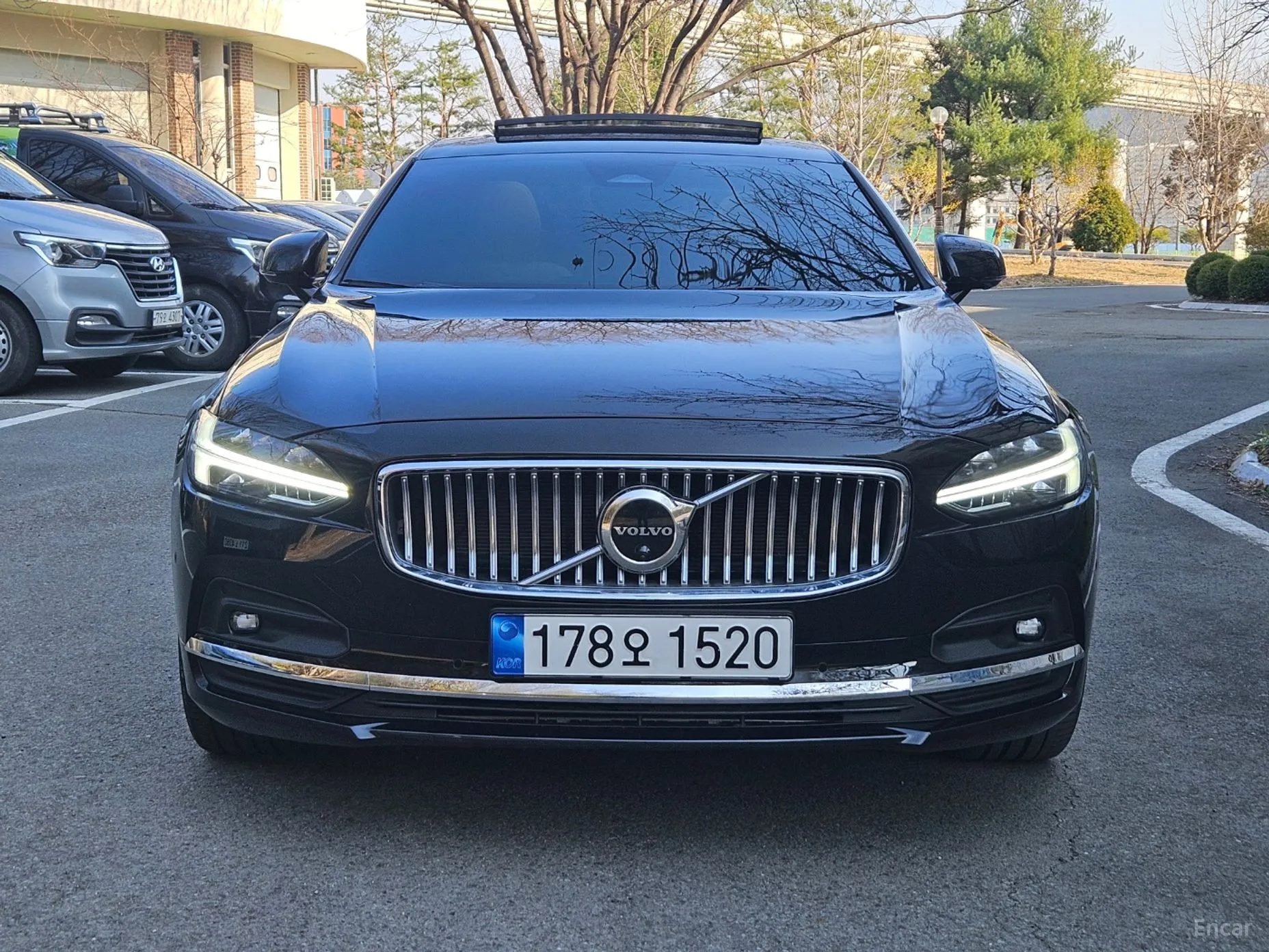 Volvo S90 превью 3