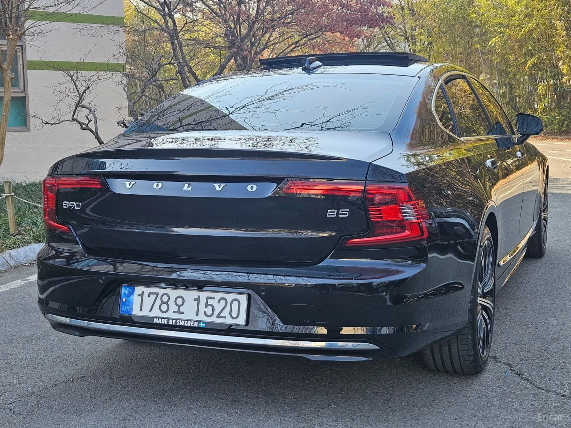 Volvo S90 превью 6