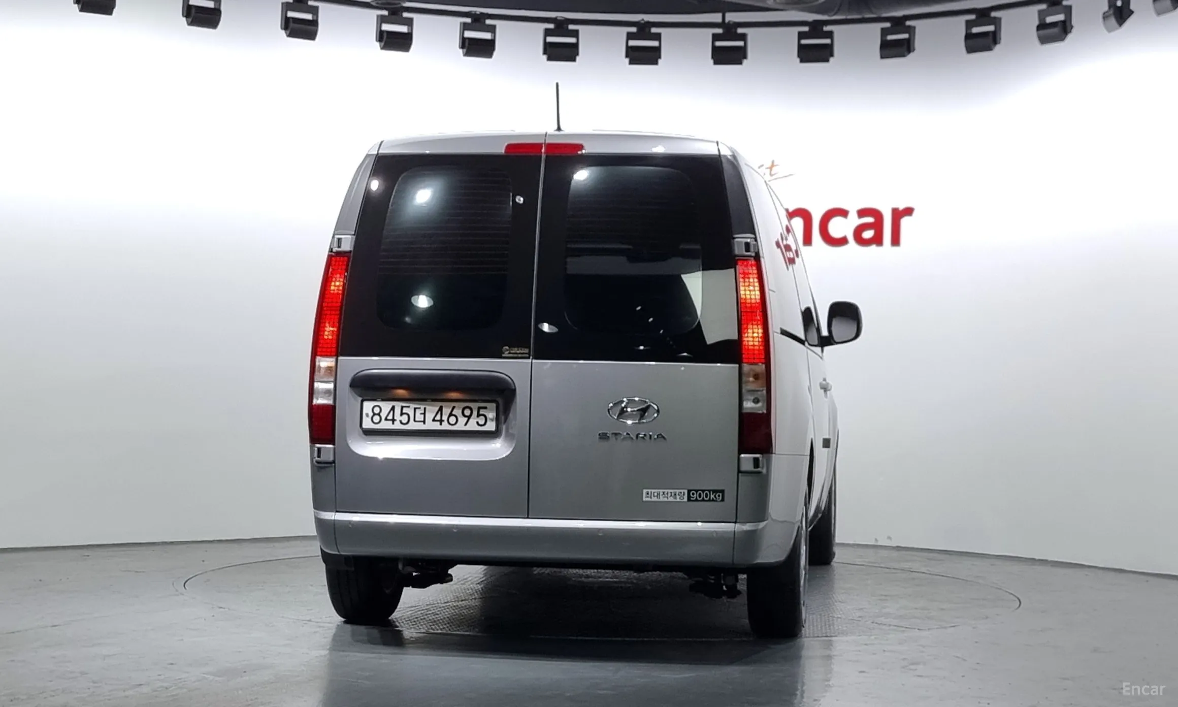 Hyundai Staria превью 3