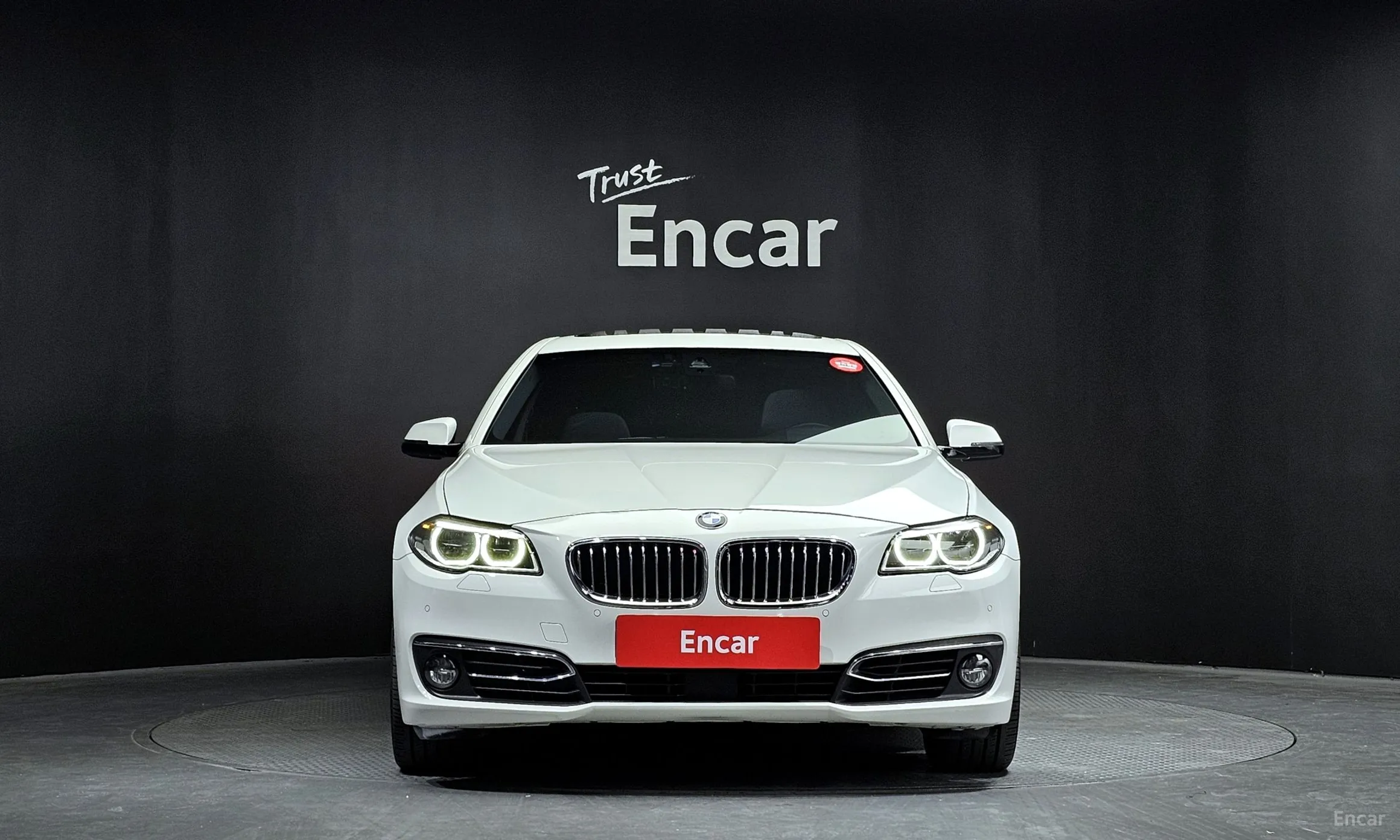 BMW 5 Series (F10) превью 2