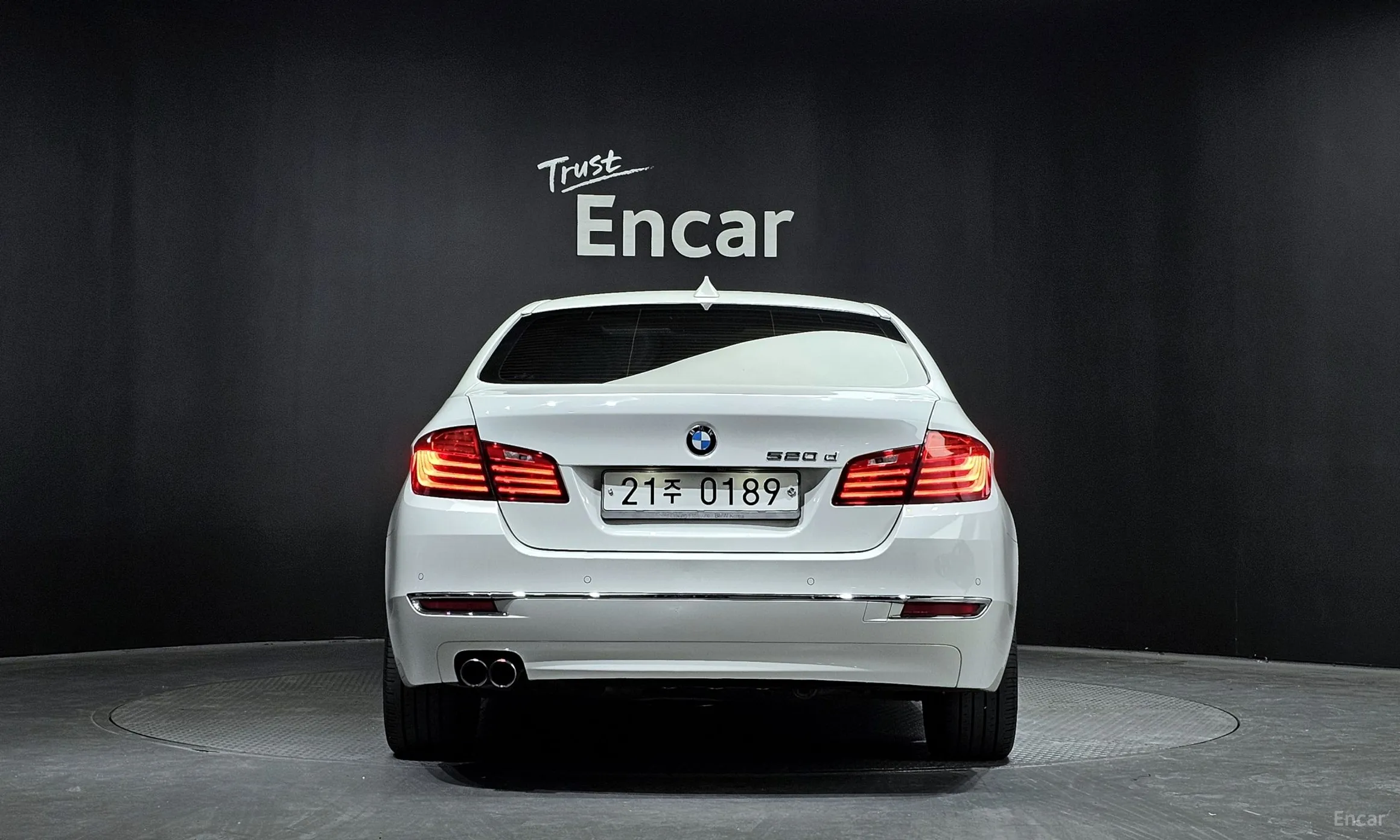 BMW 5 Series (F10) превью 3