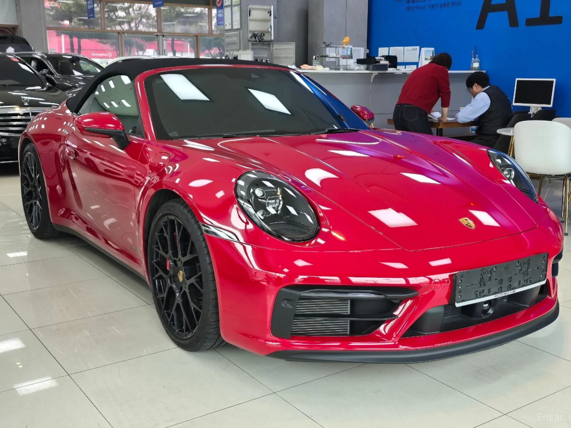 Porsche 911 (992) превью 4