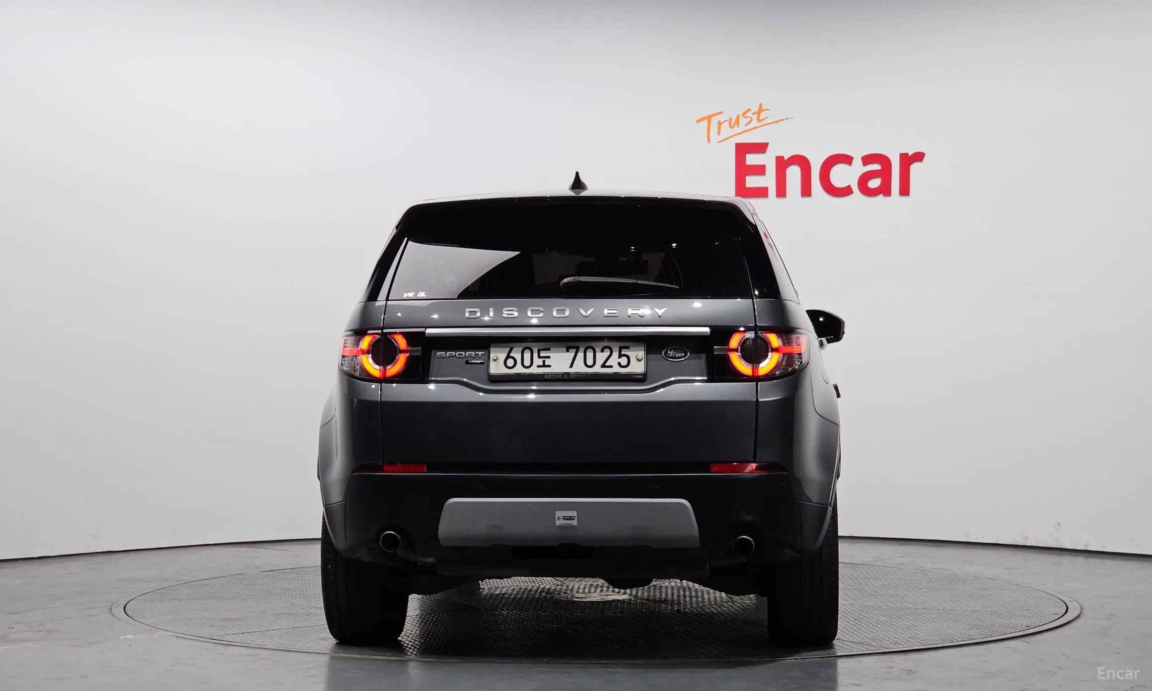 Land Rover Discovery Sports превью 3