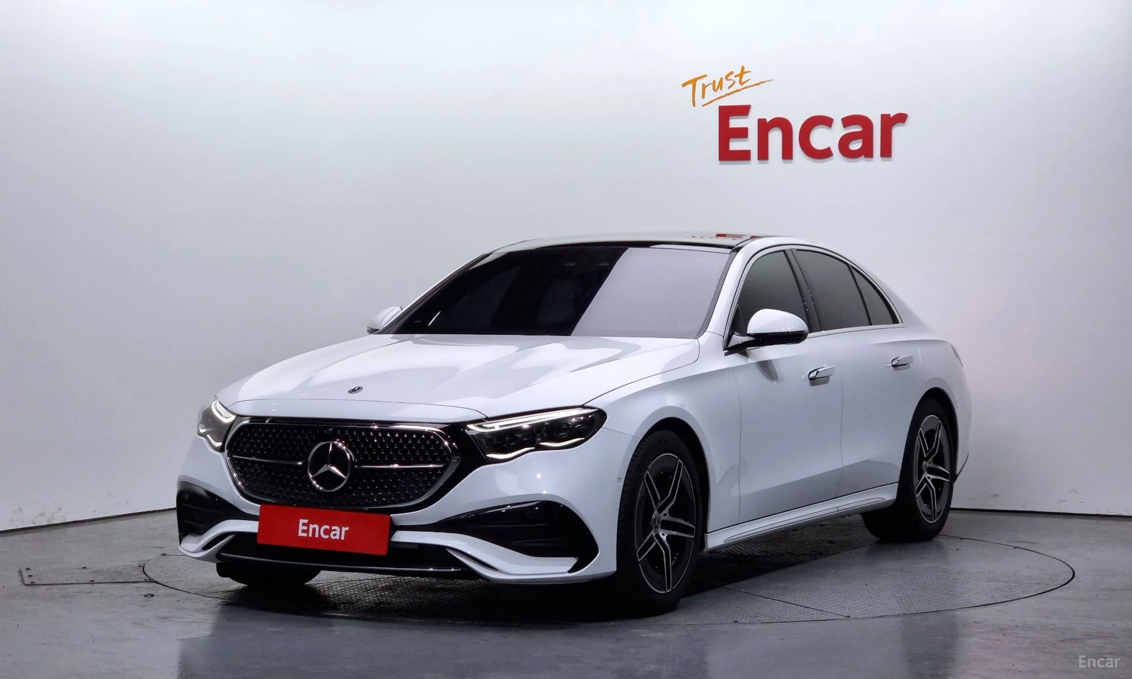 E-Class W214