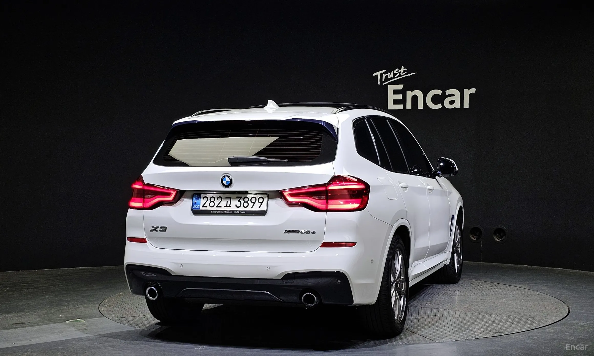 BMW X3 (G01) превью 3