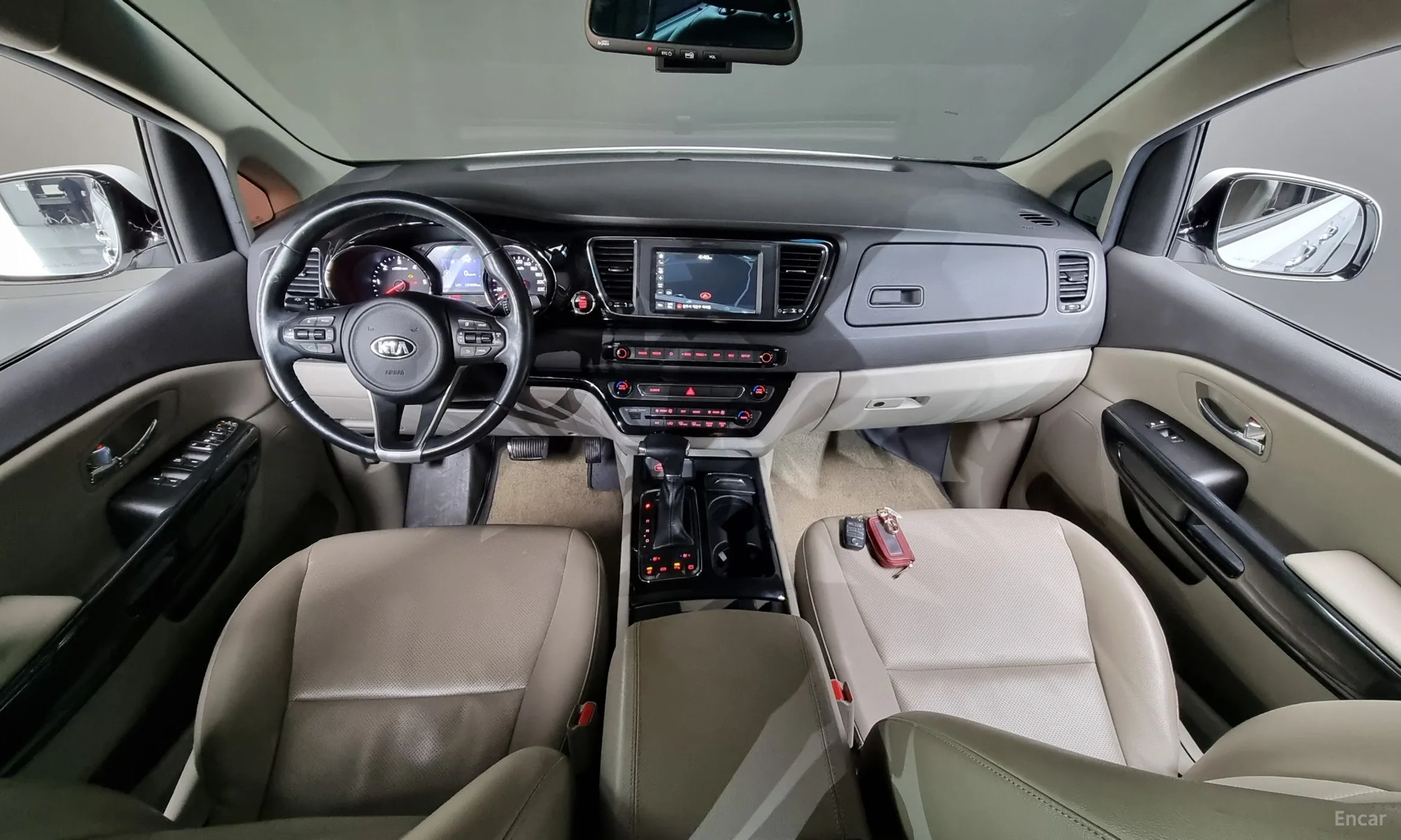 Kia Carnival превью 4
