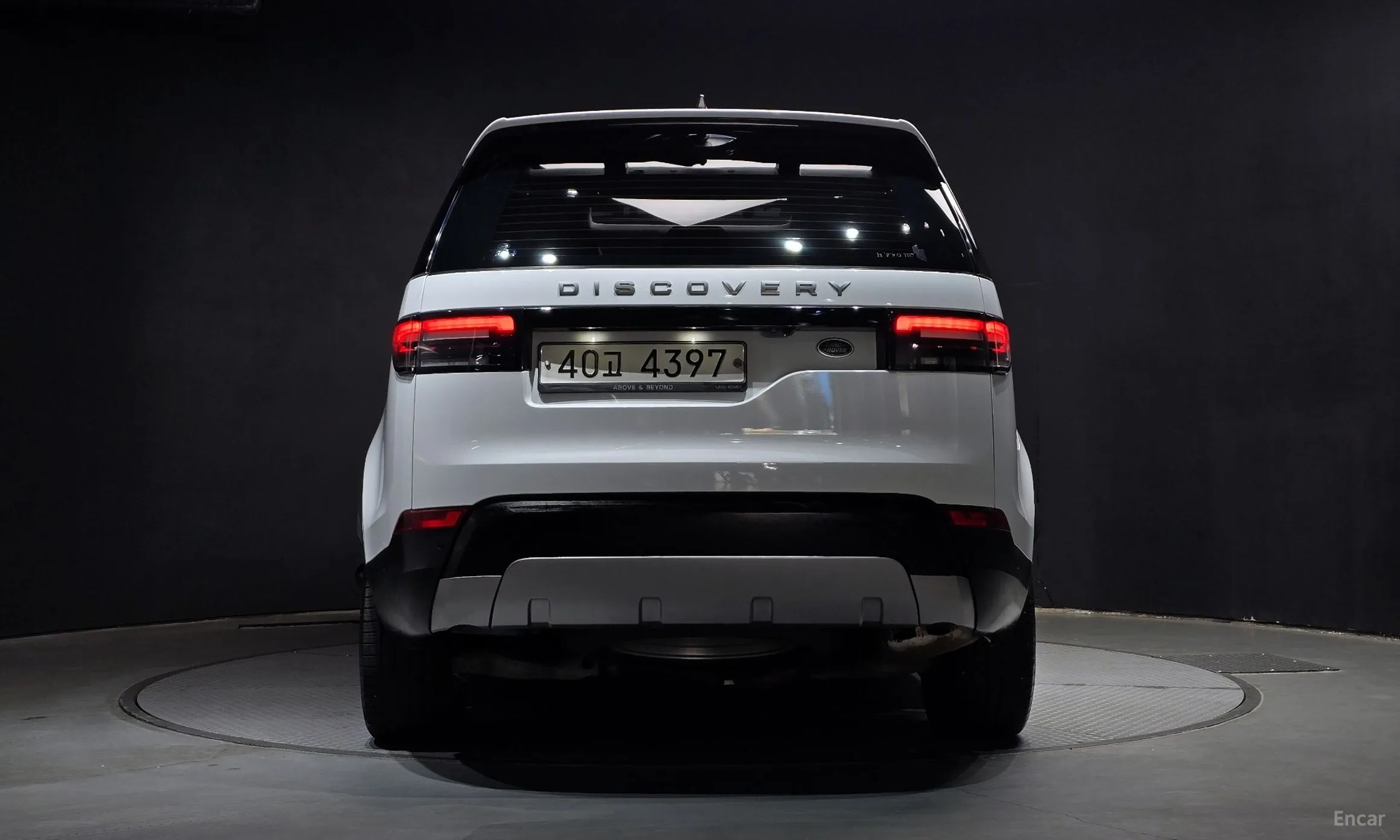 Land Rover Discovery 5 превью 3