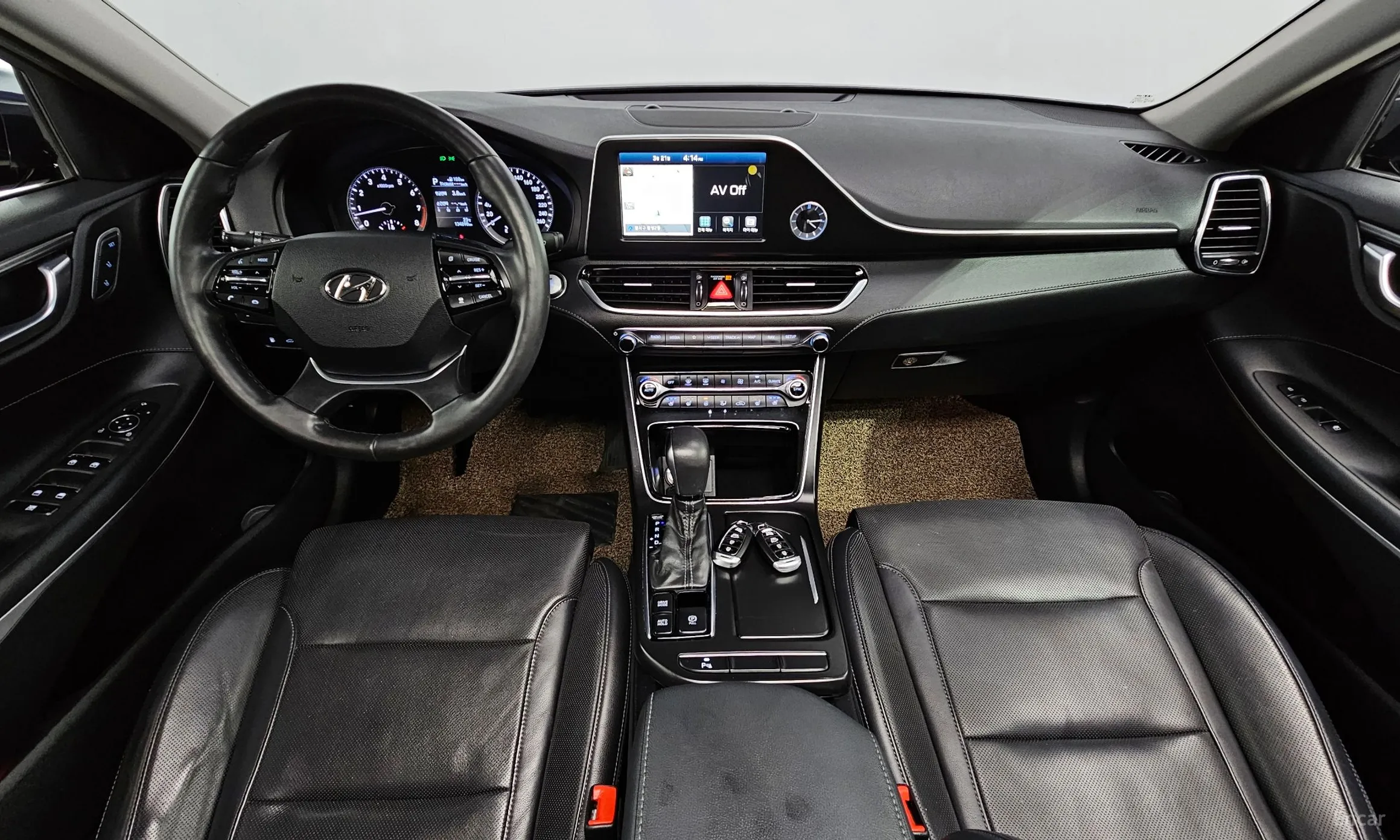Hyundai Grandeur IG превью 4