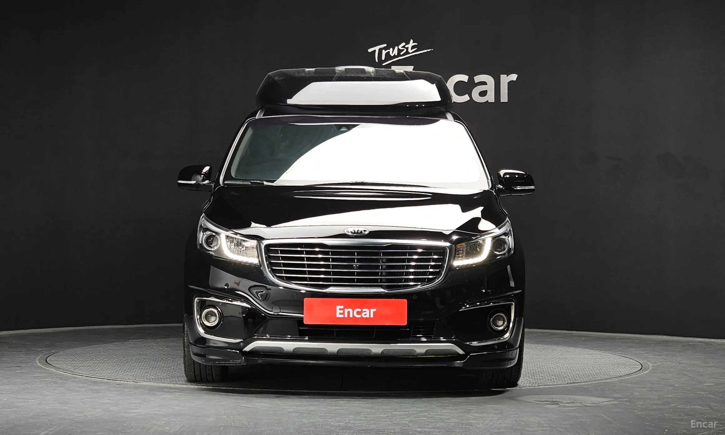Kia Carnival превью 2