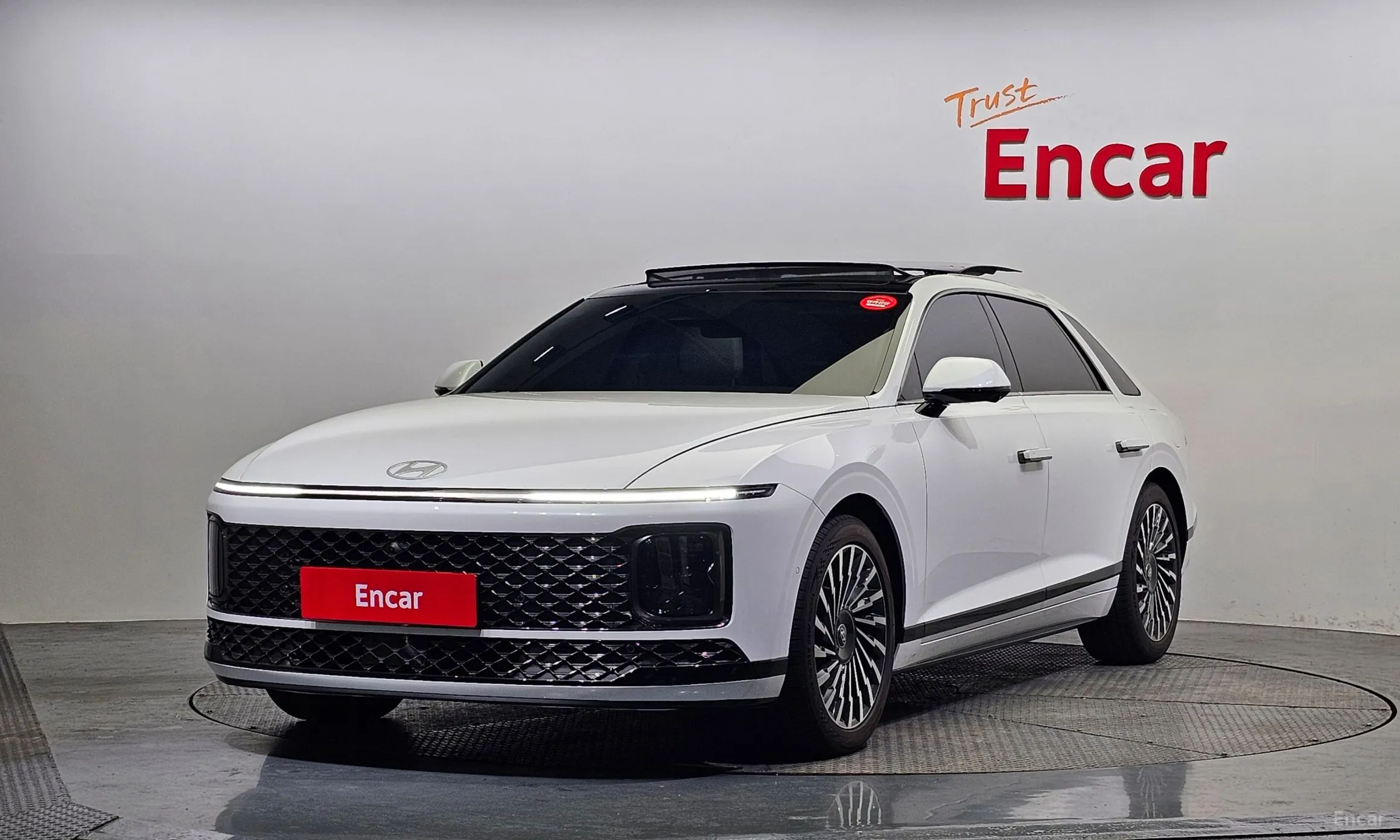 Grandeur Hybrid (GN7)