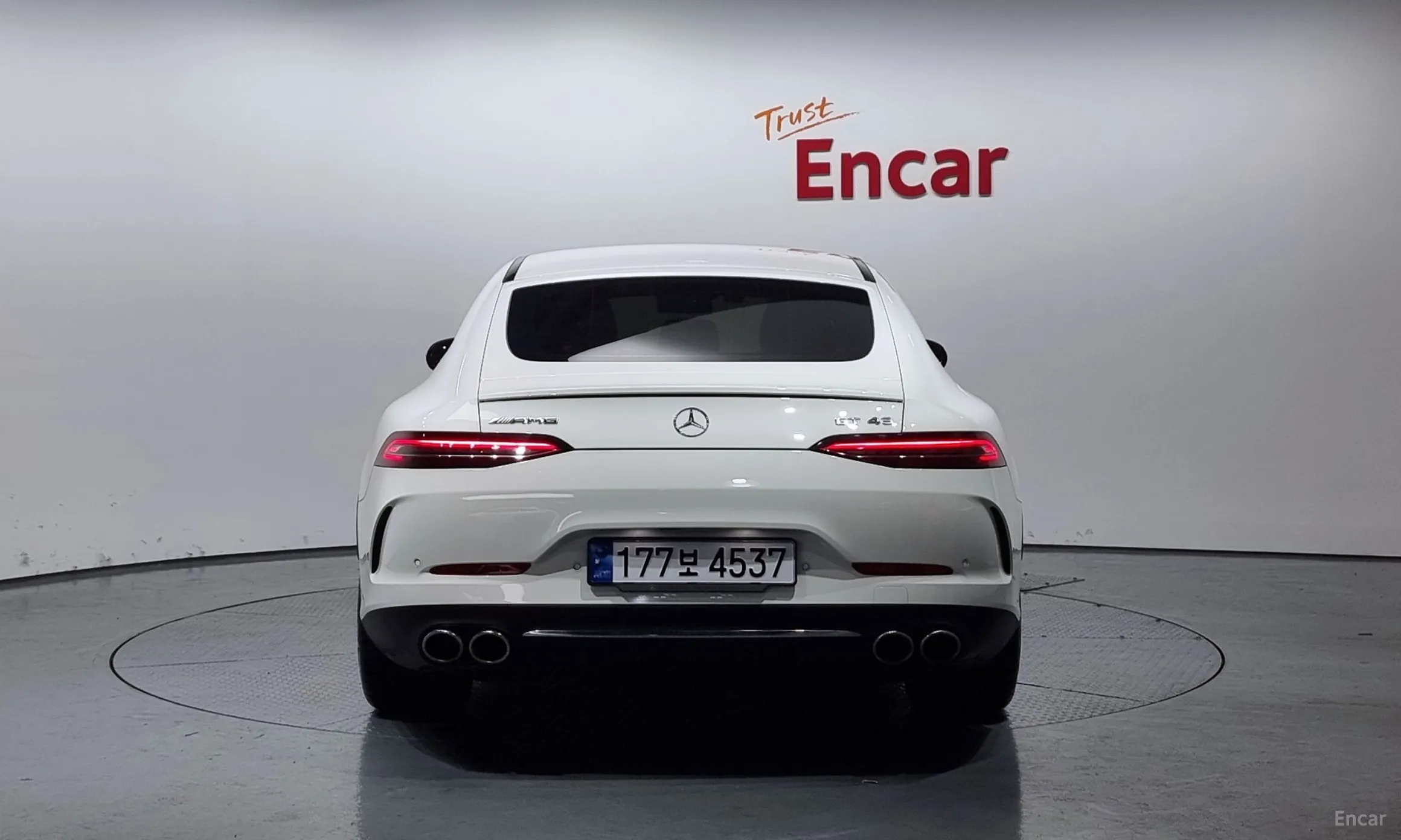 Mercedes Benz AMG GT превью 3