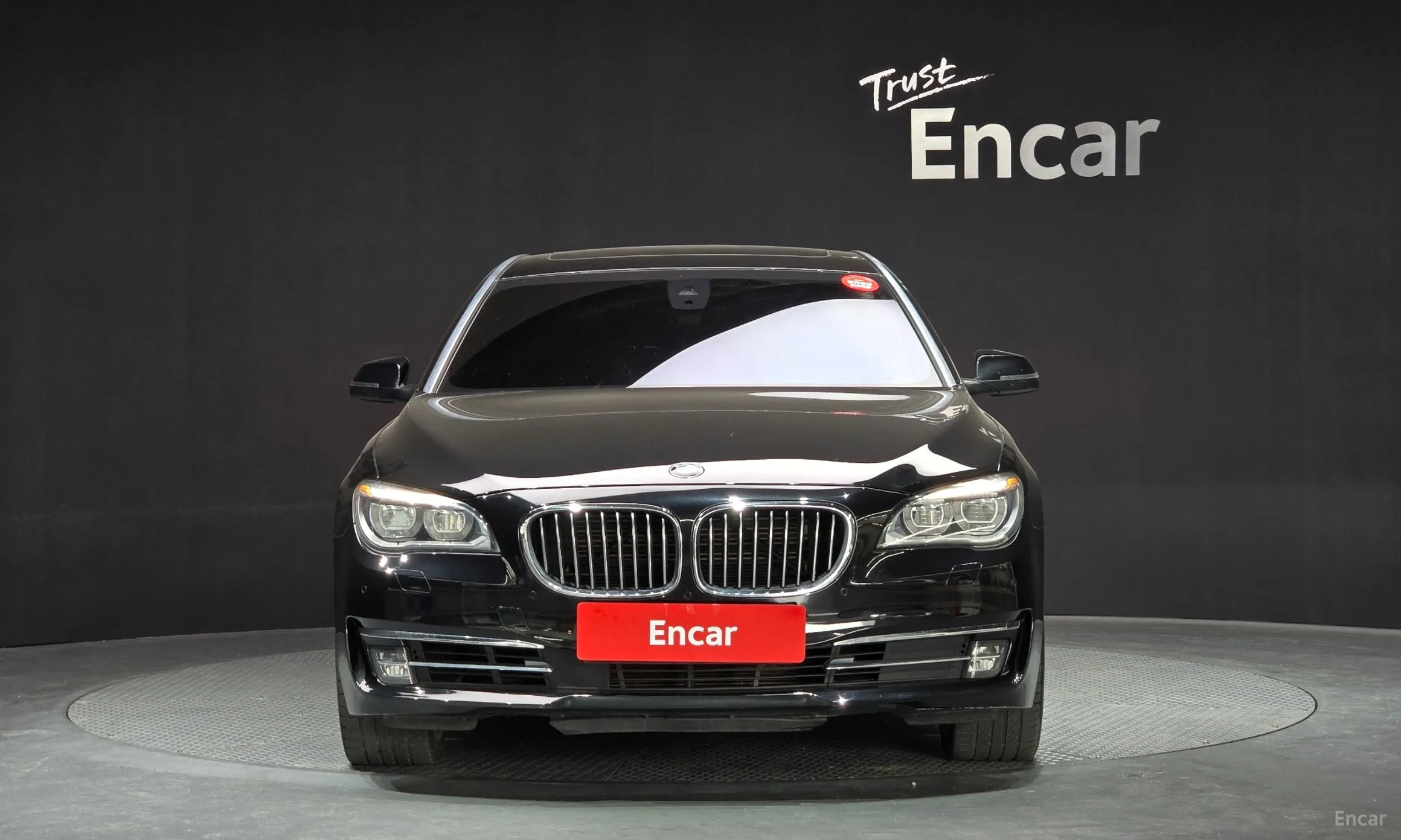 BMW 7 Series (F01) превью 2