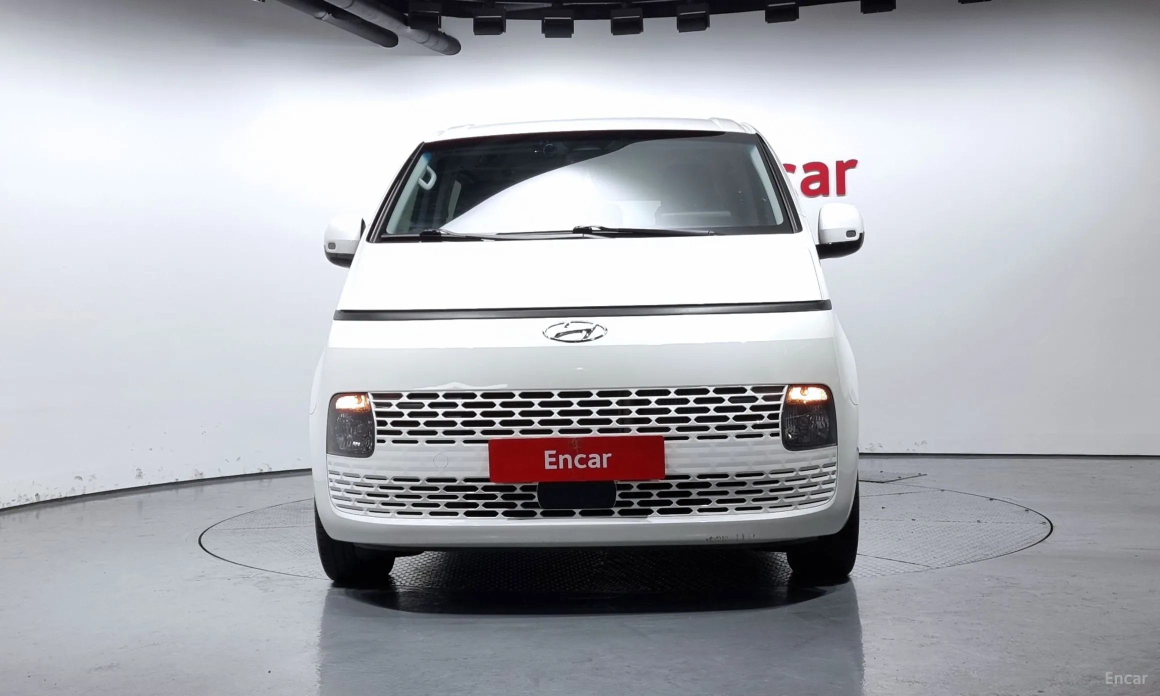 Hyundai Staria превью 2