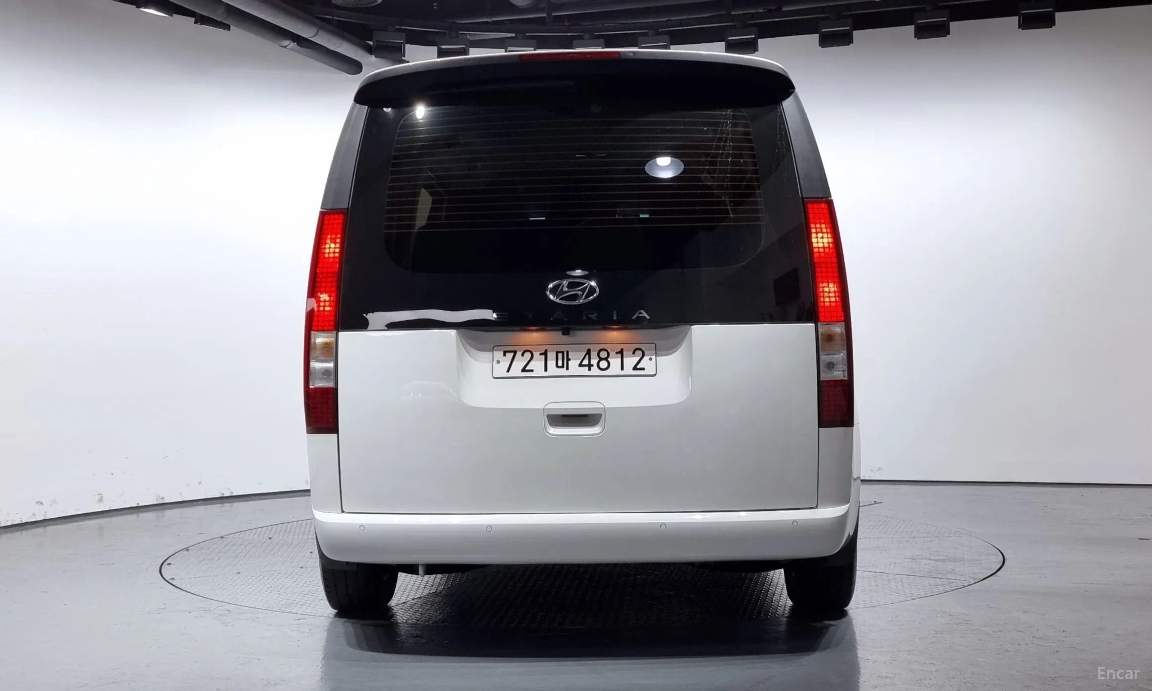 Hyundai Staria превью 3