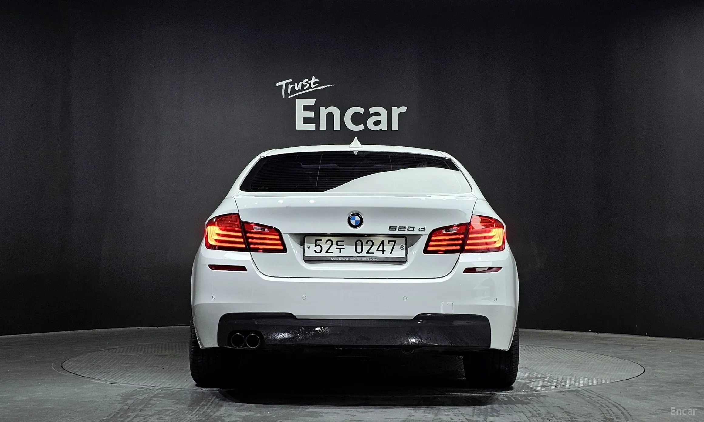 BMW 5 Series (F10) превью 3