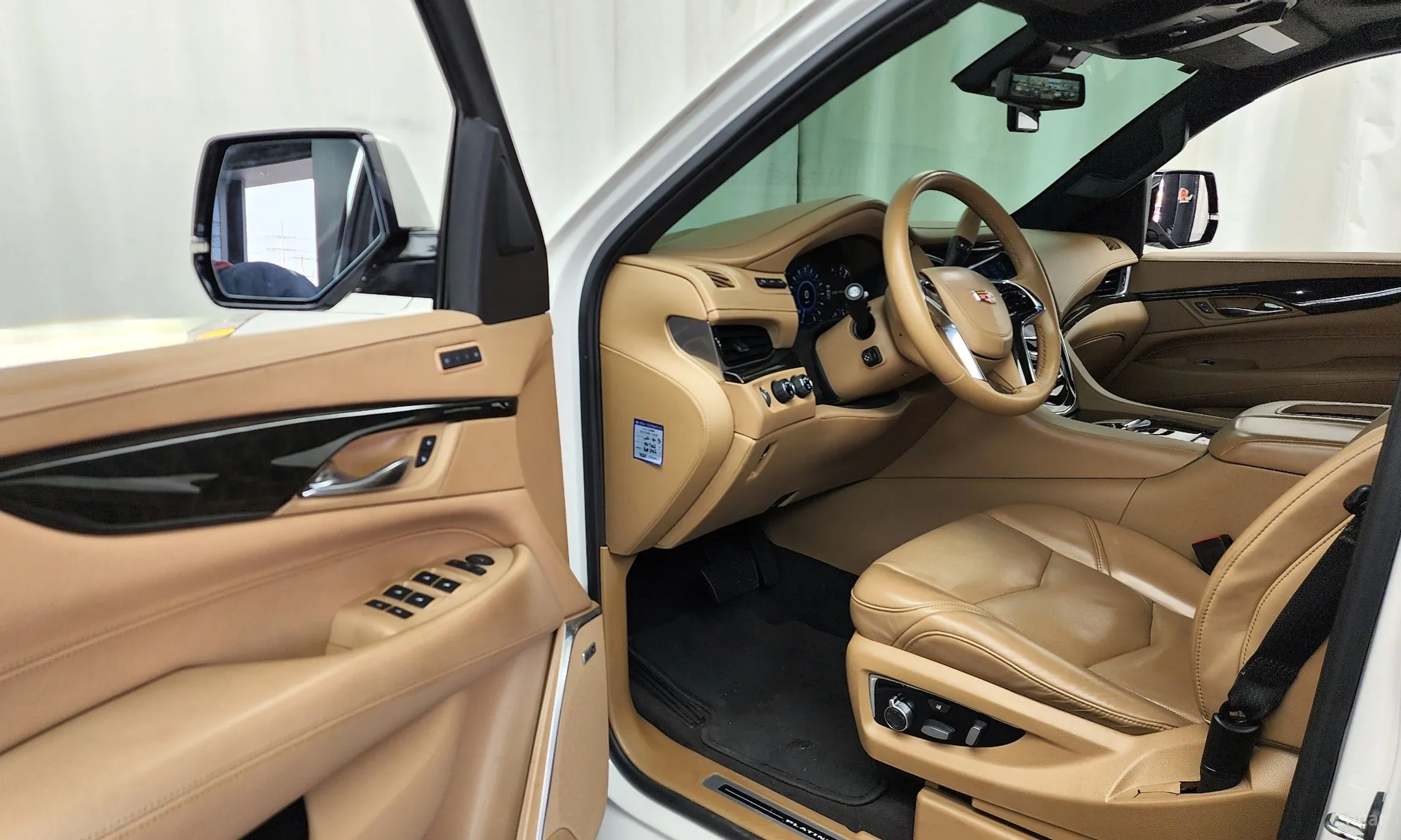 Cadillac Escalade превью 10