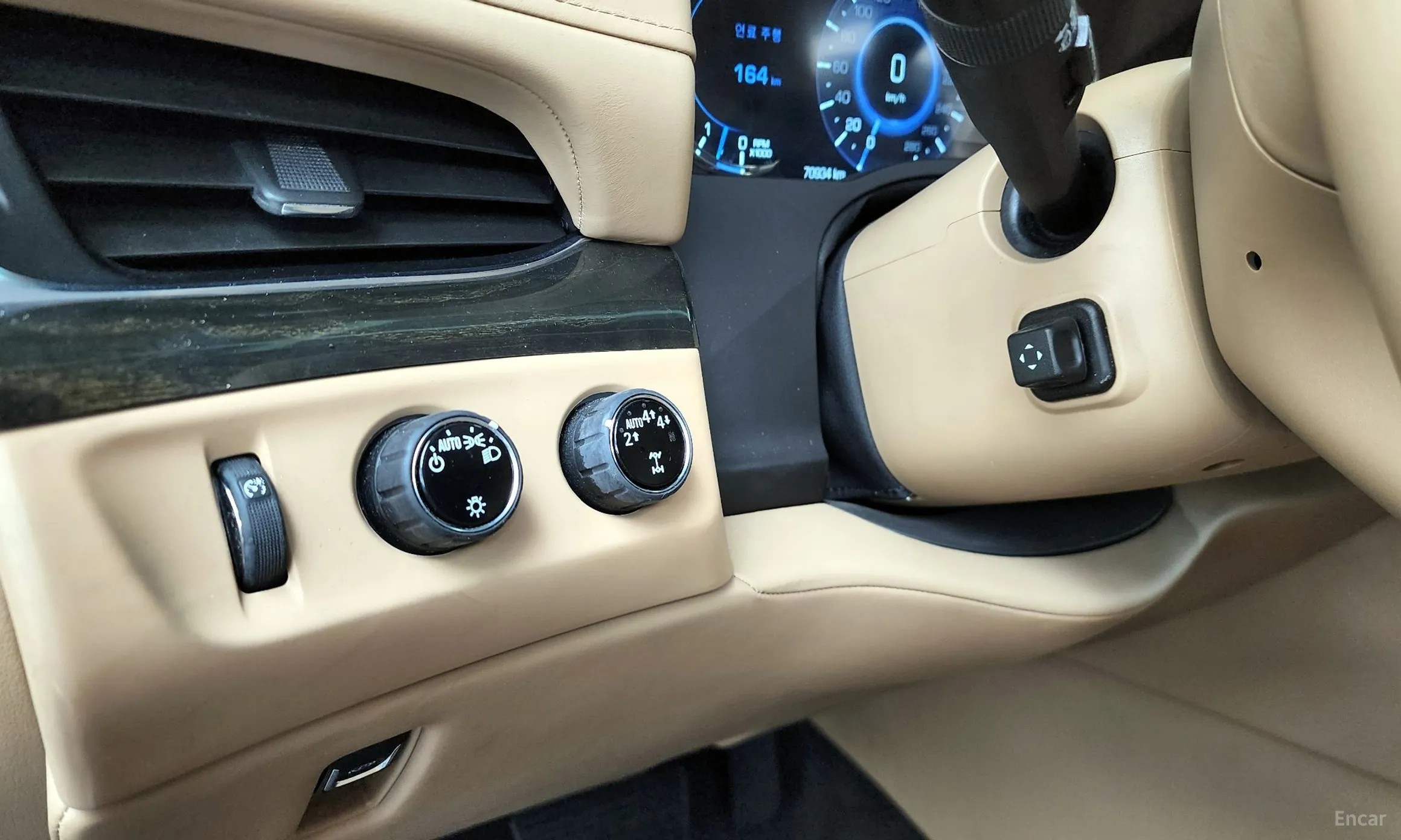Cadillac Escalade превью 16