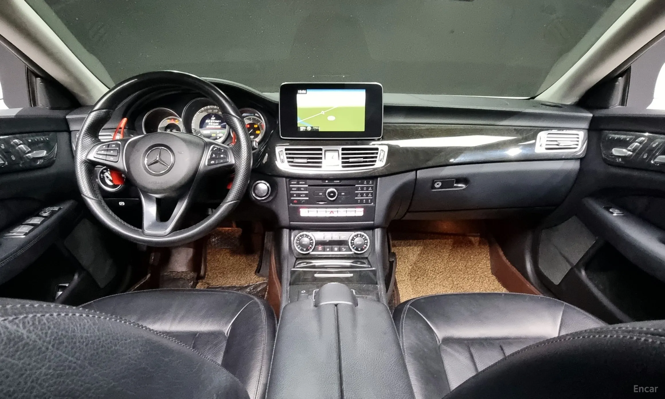 Mercedes Benz CLS-Class W218 превью 4