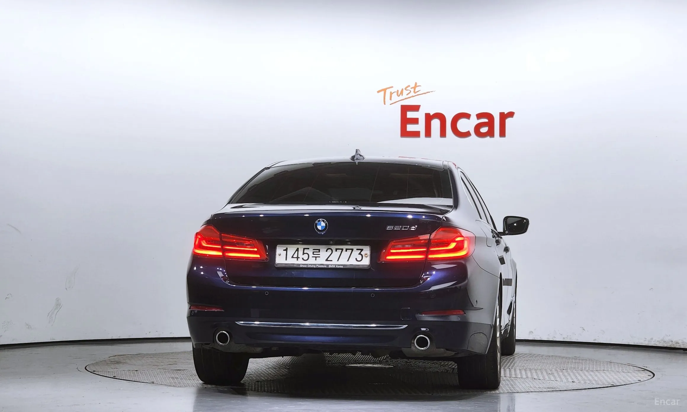 BMW 5 Series (G30) превью 3