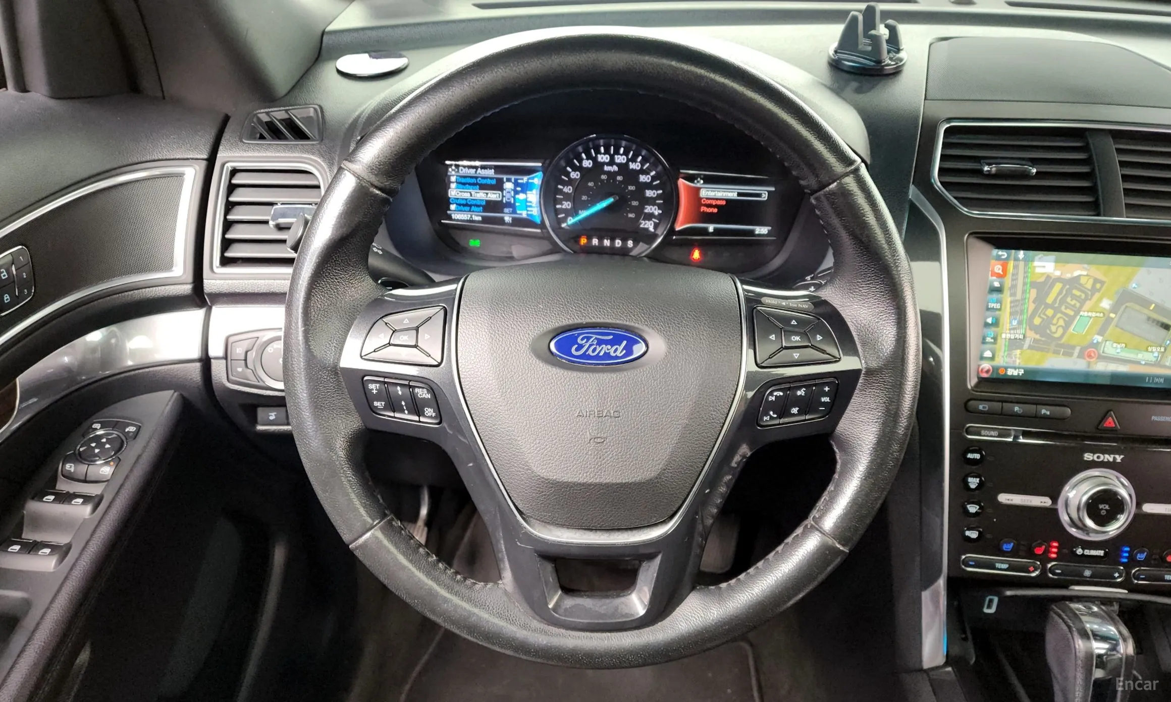 Ford Explorer превью 13