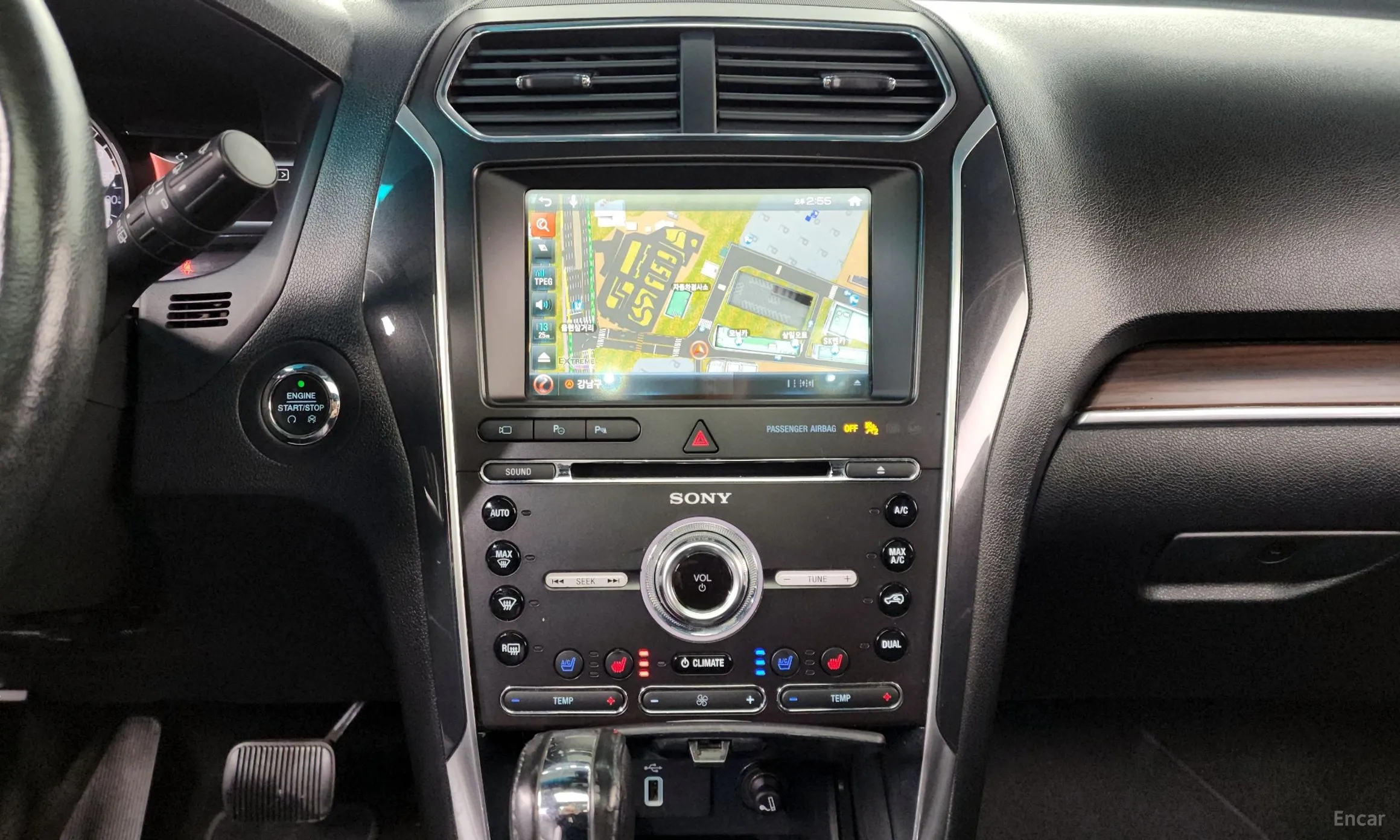 Ford Explorer превью 14