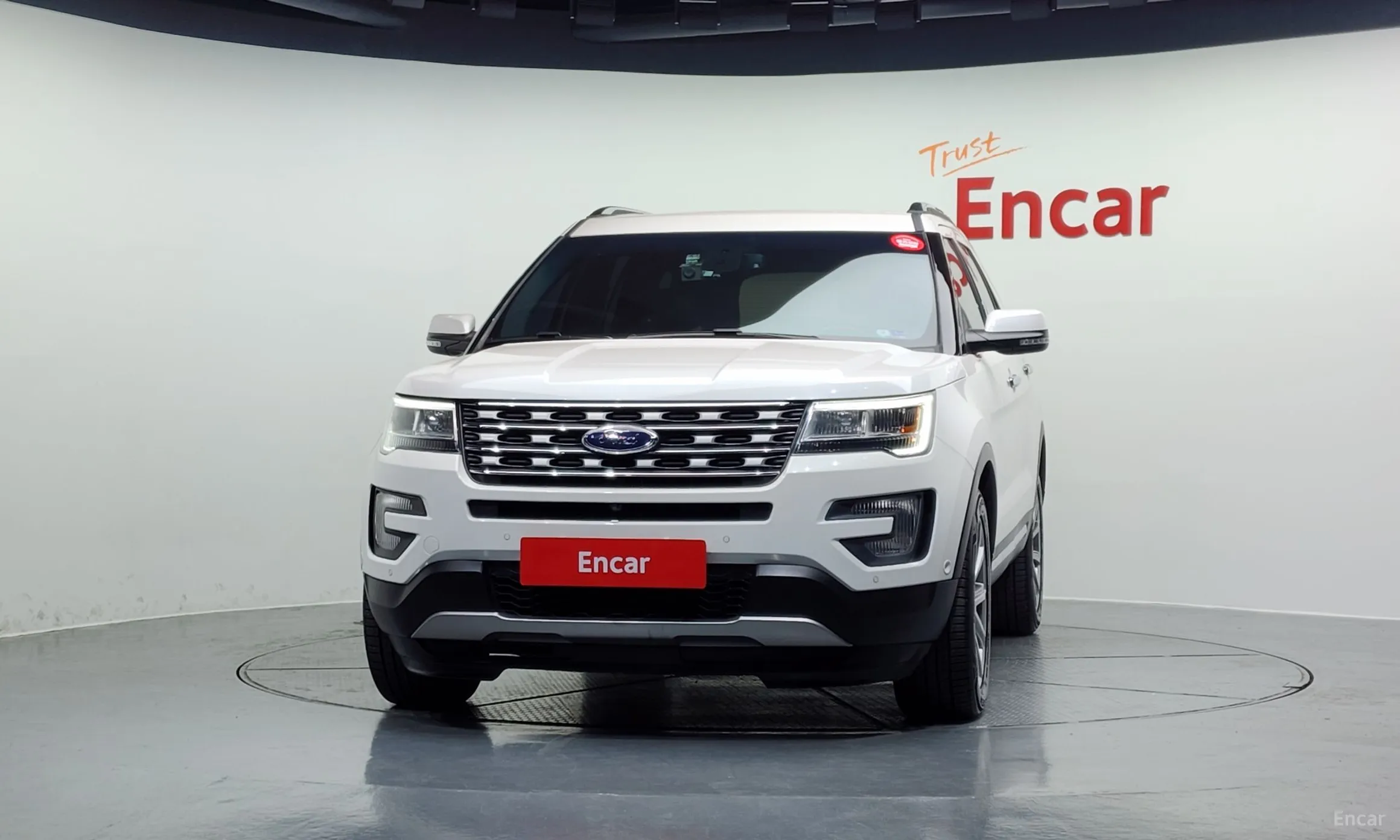 Ford Explorer превью 3