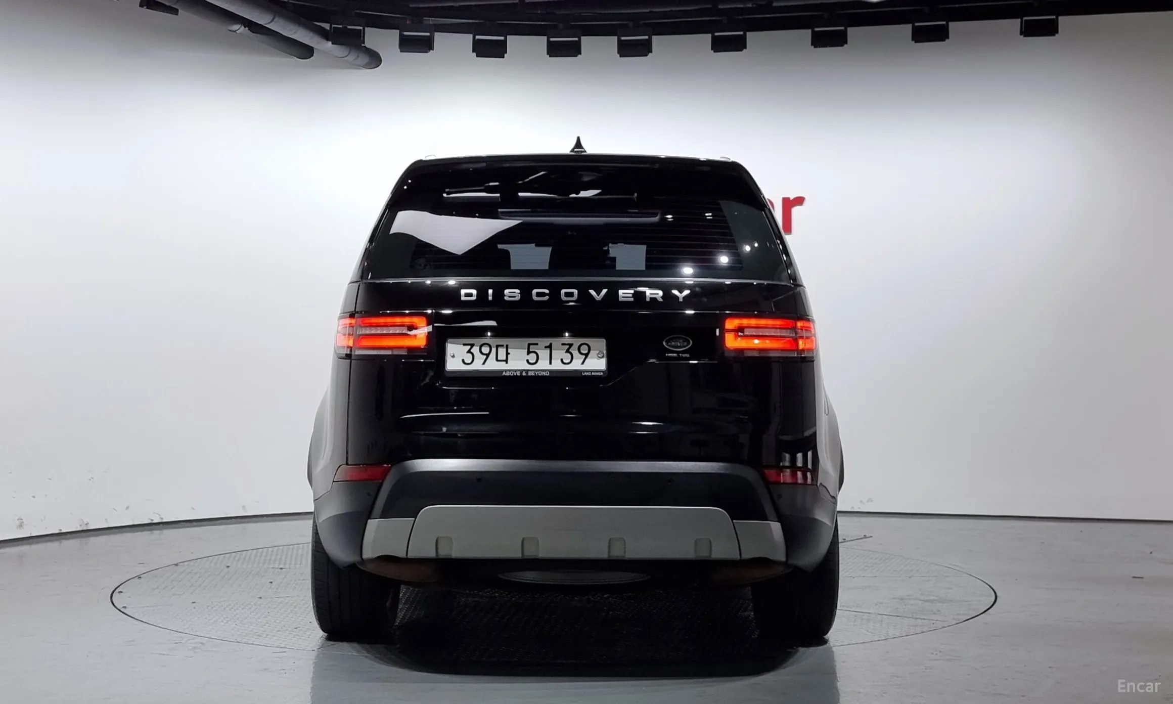 Land Rover Discovery 5 превью 3
