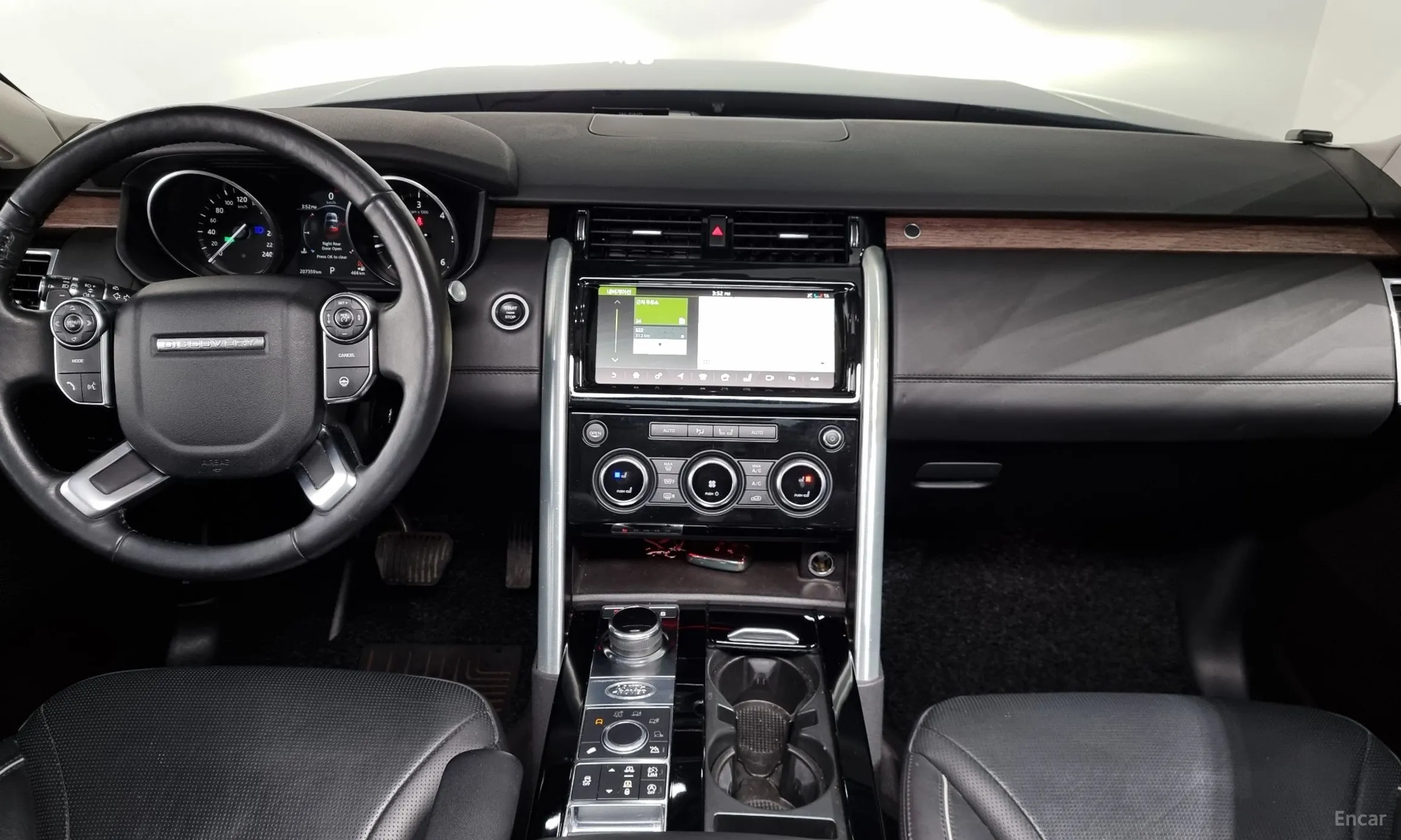 Land Rover Discovery 5 превью 4