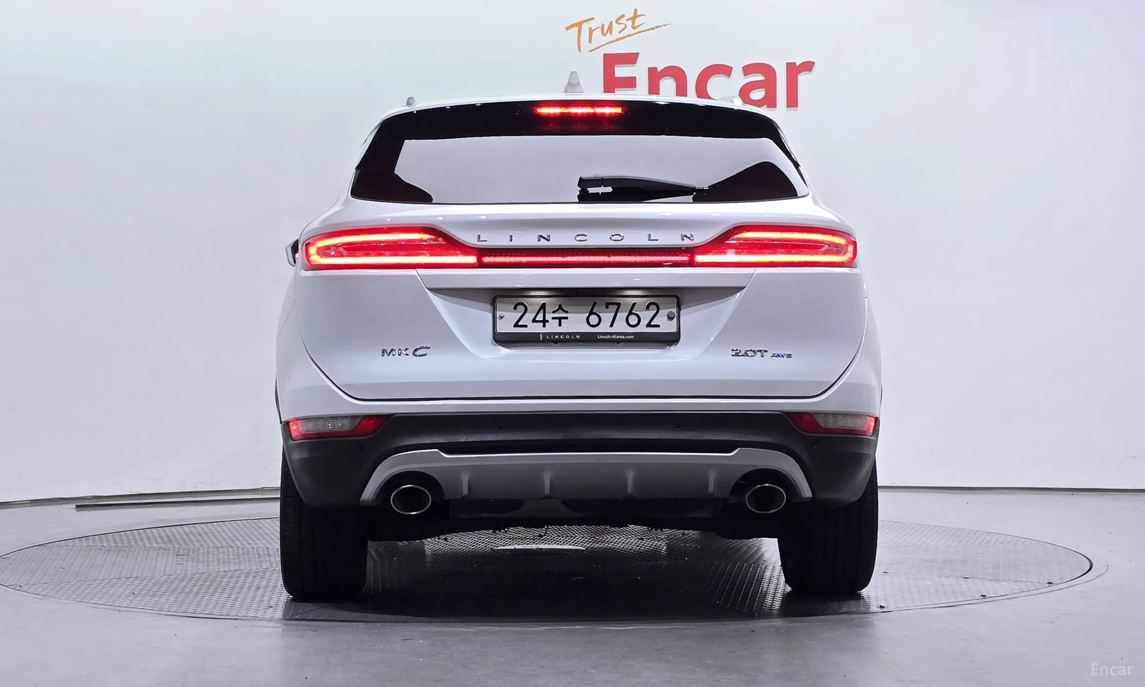 Lincoln MKC превью 4