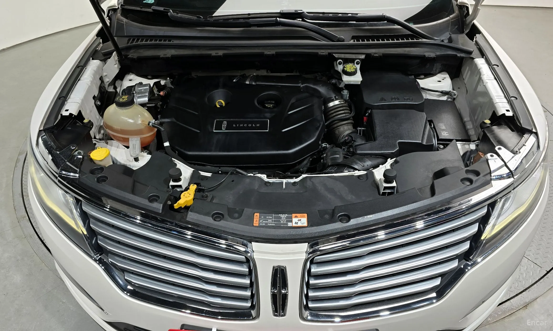 Lincoln MKC превью 6