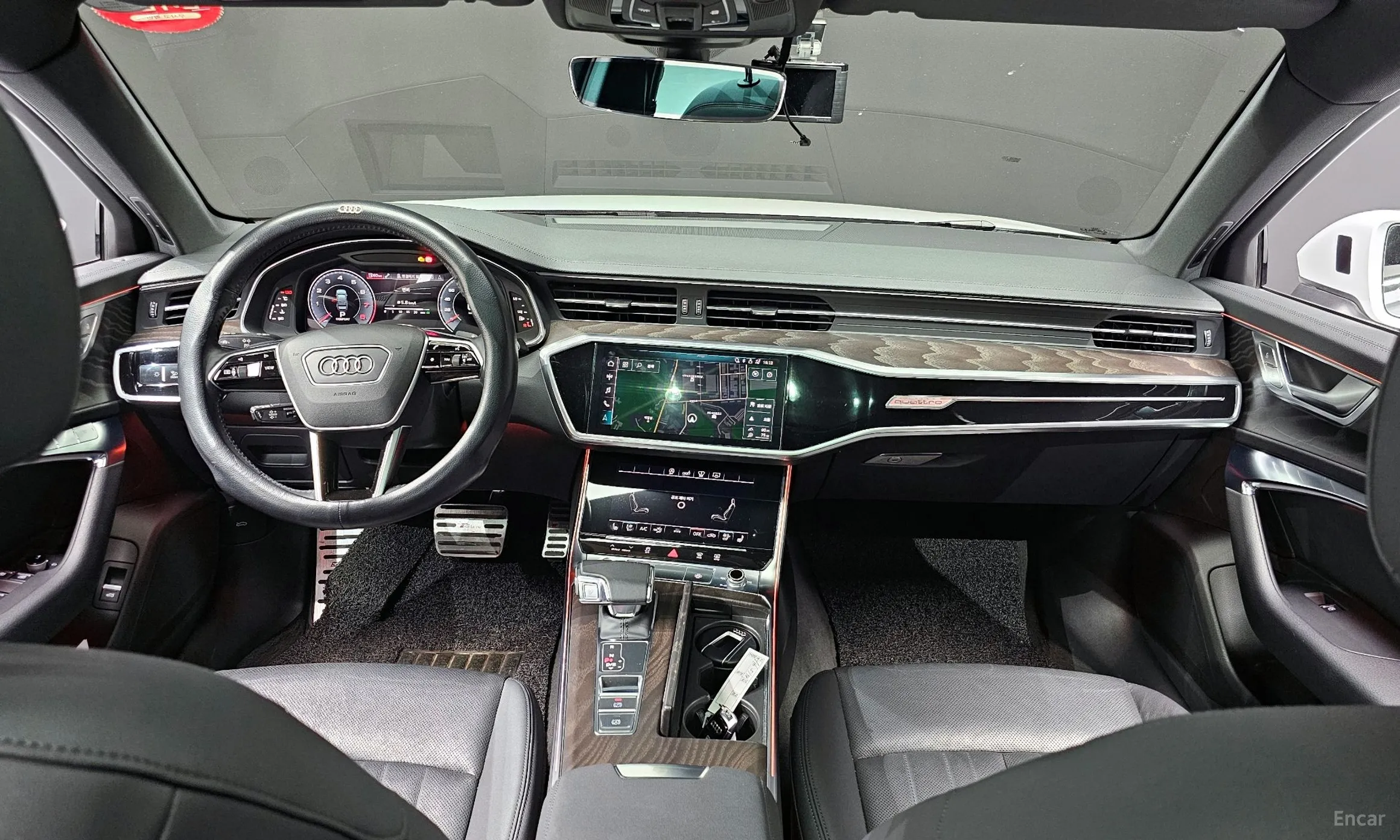 Audi A6 (C8) превью 4