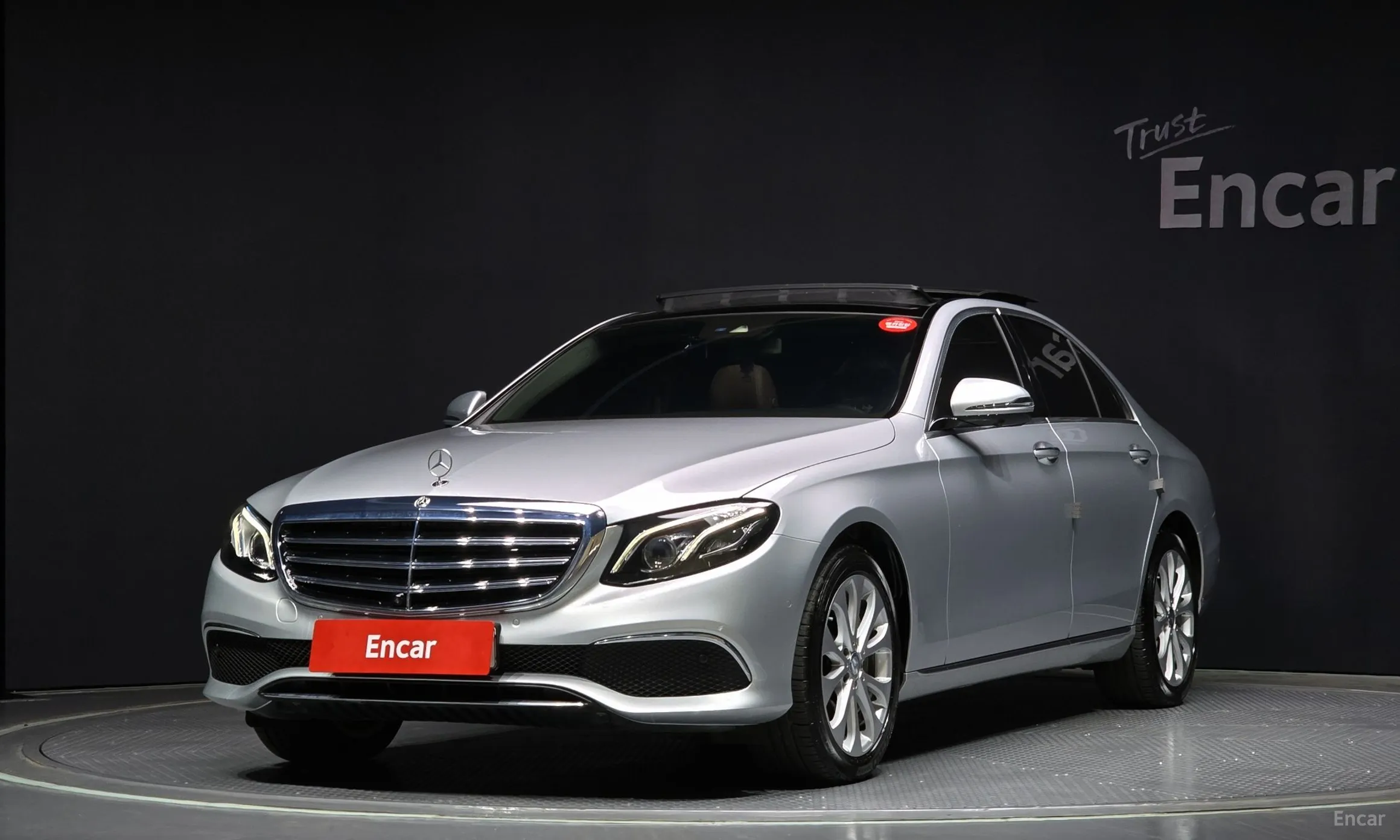 Mercedes Benz E-Class W213