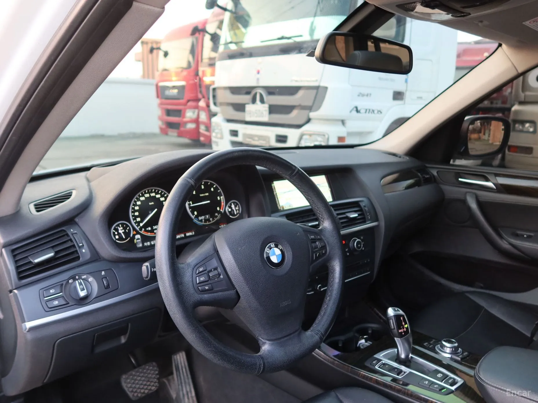BMW X3 (F25) превью 4