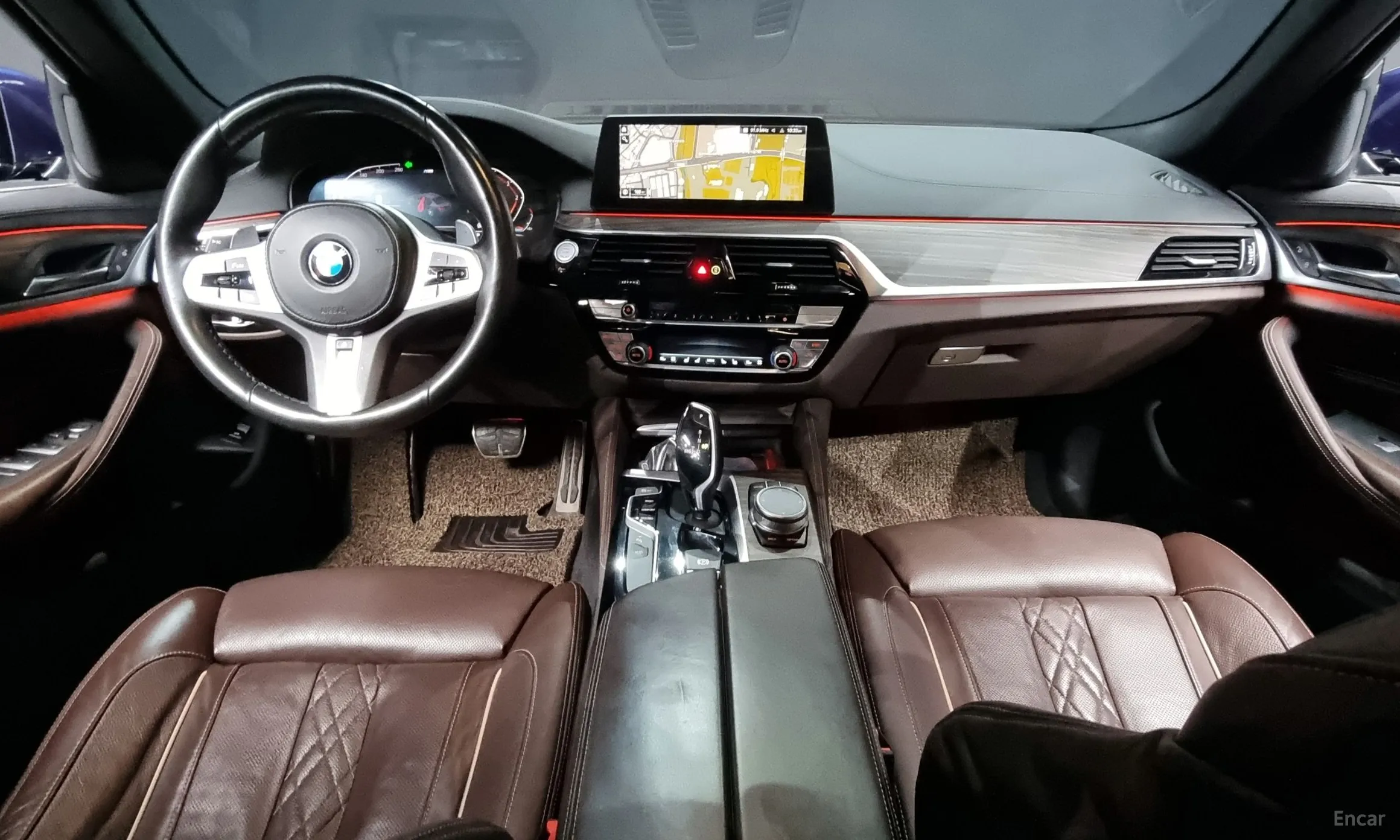 BMW 5 Series (G30) превью 4
