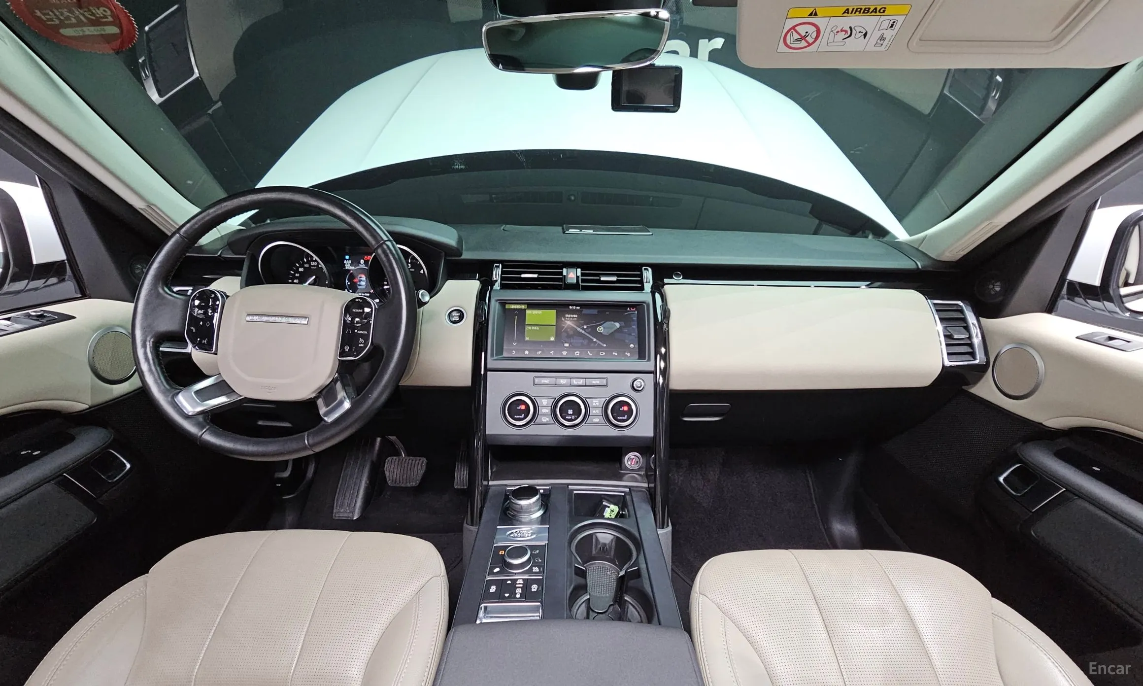 Land Rover Discovery 5 превью 4