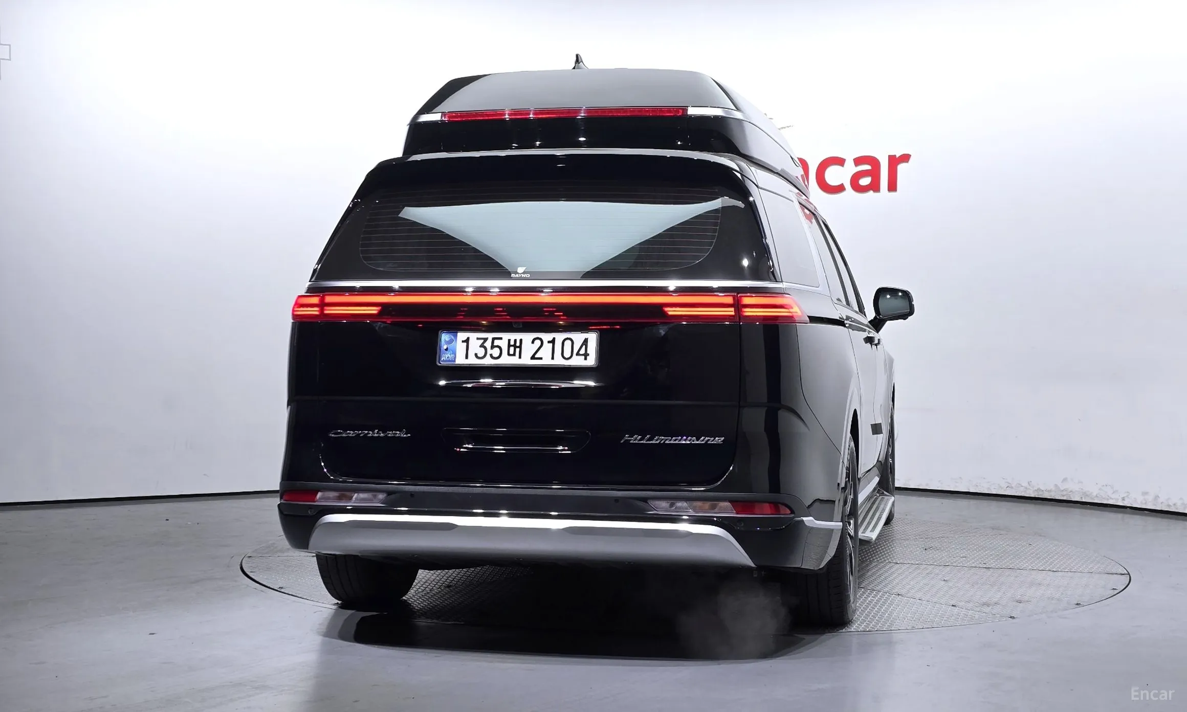 Kia Carnival Gen 4 превью 3