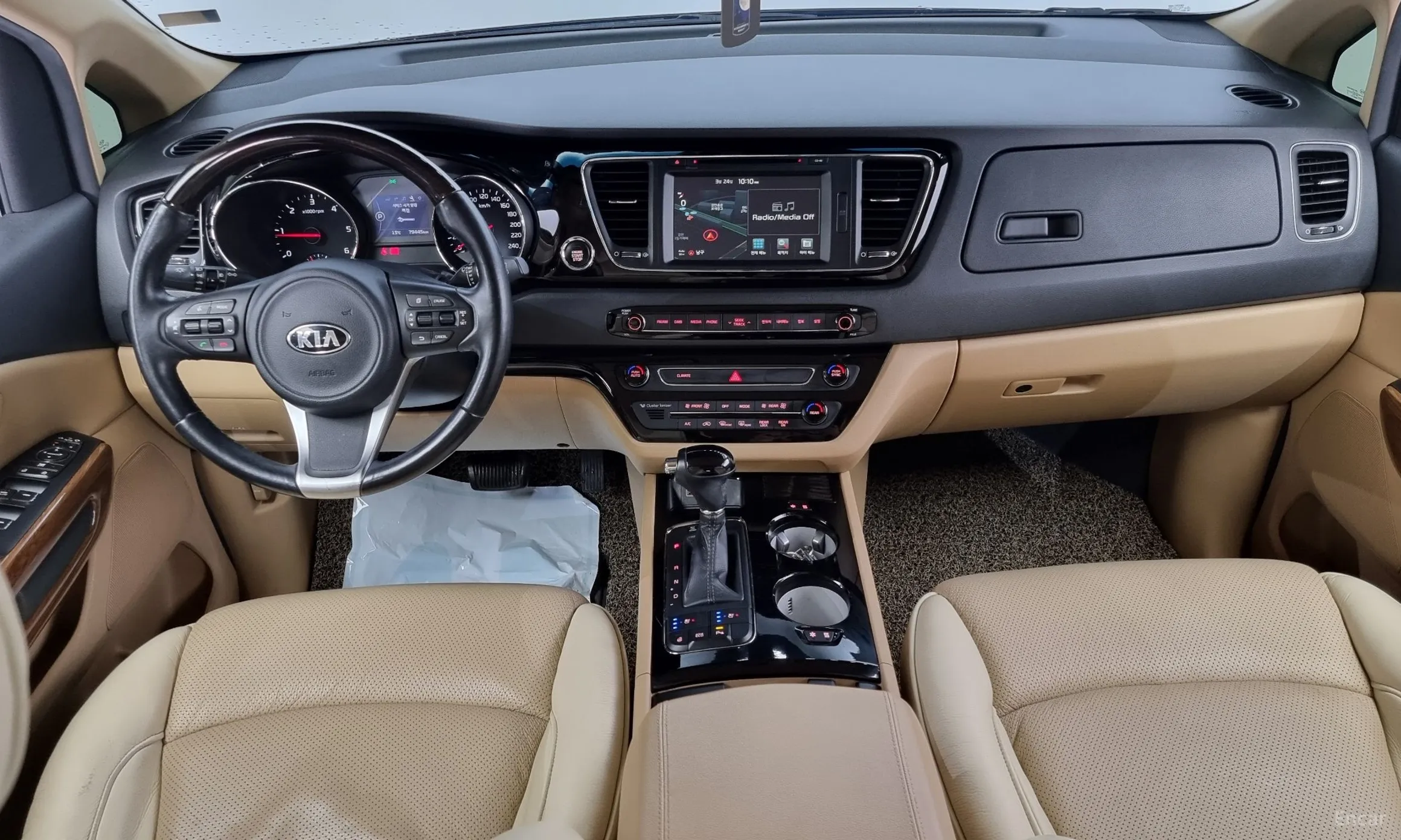 Kia Carnival превью 4