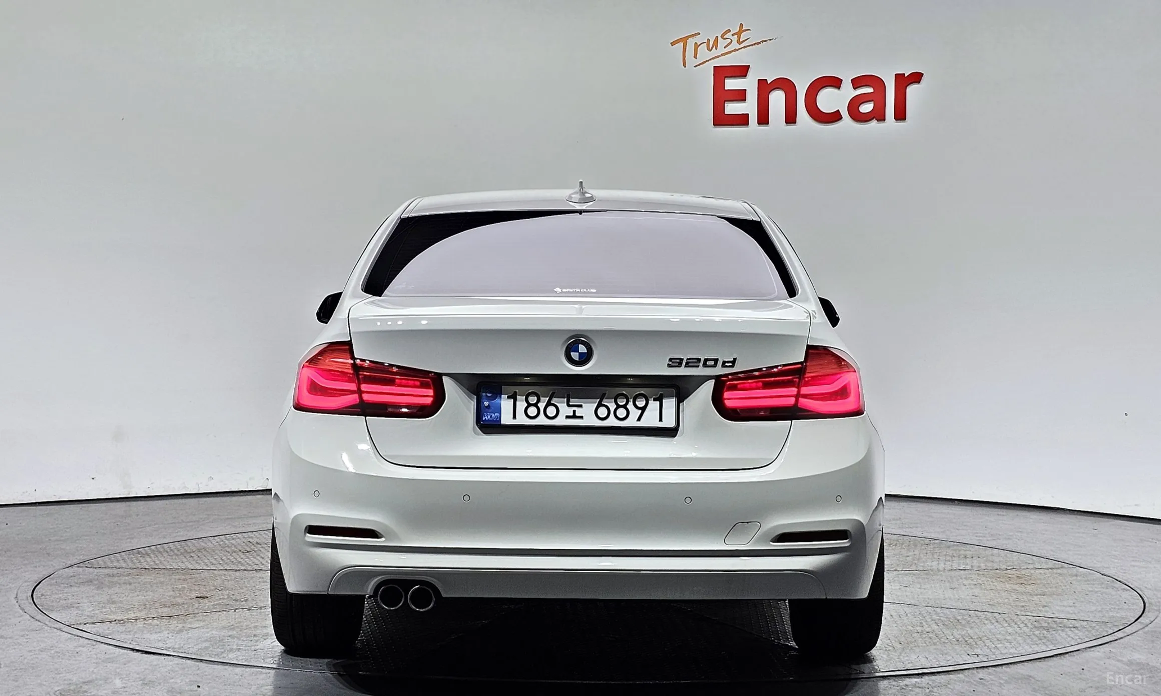 BMW 3 Series (F30) превью 3
