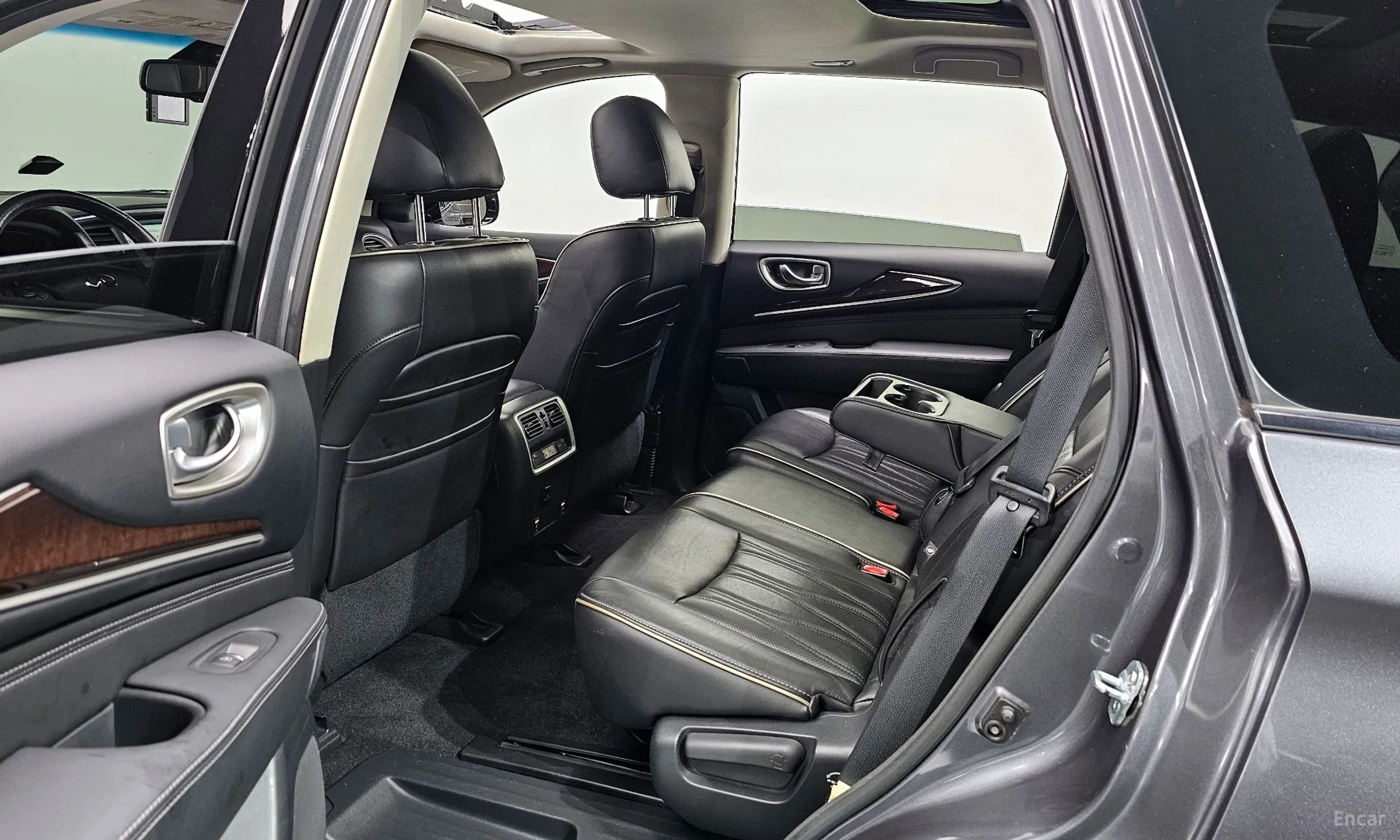 Infiniti QX60 превью 12