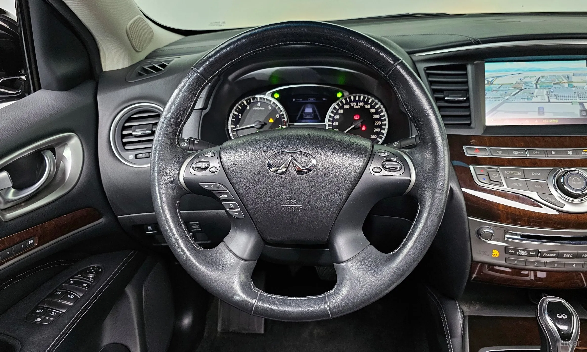 Infiniti QX60 превью 13