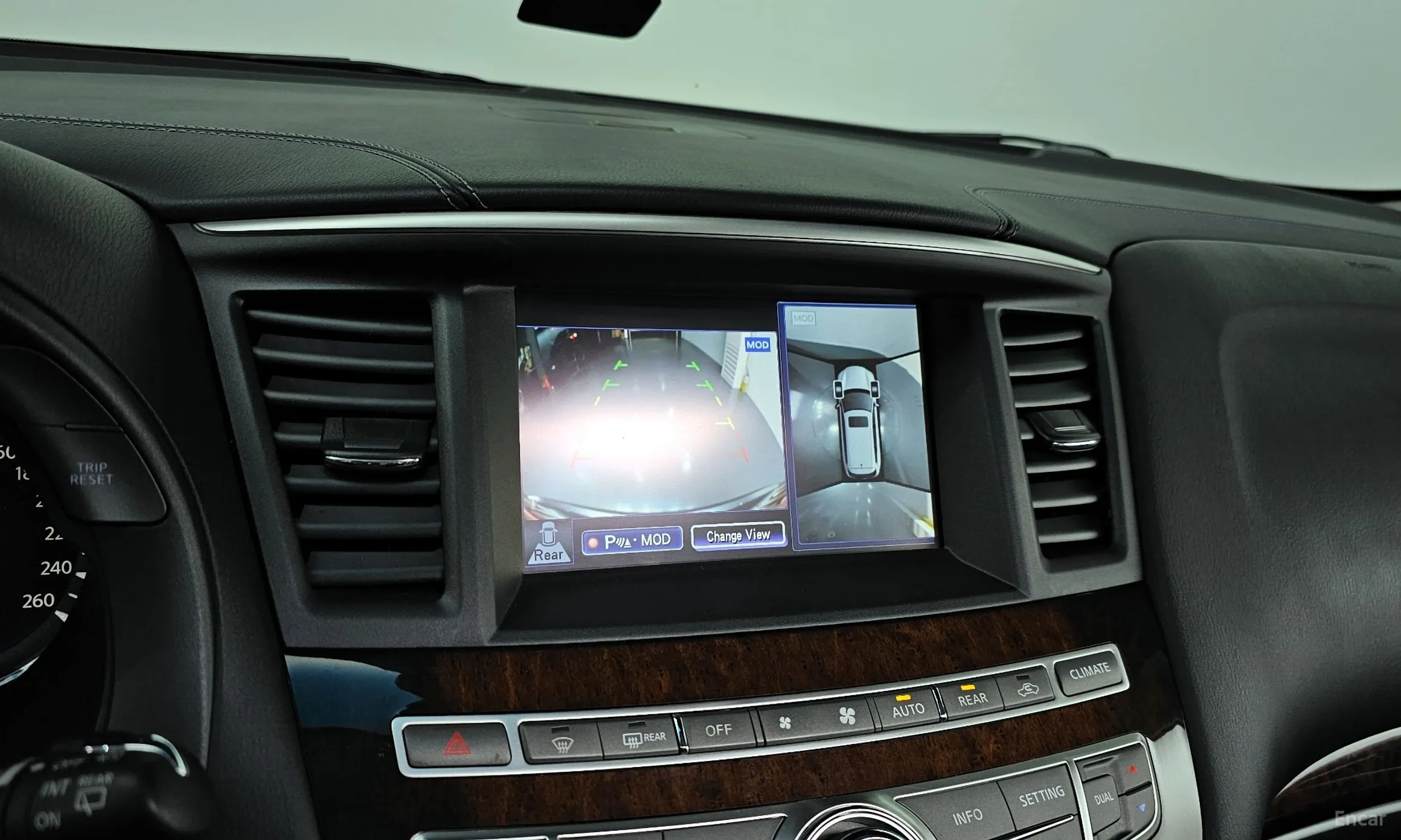 Infiniti QX60 превью 15