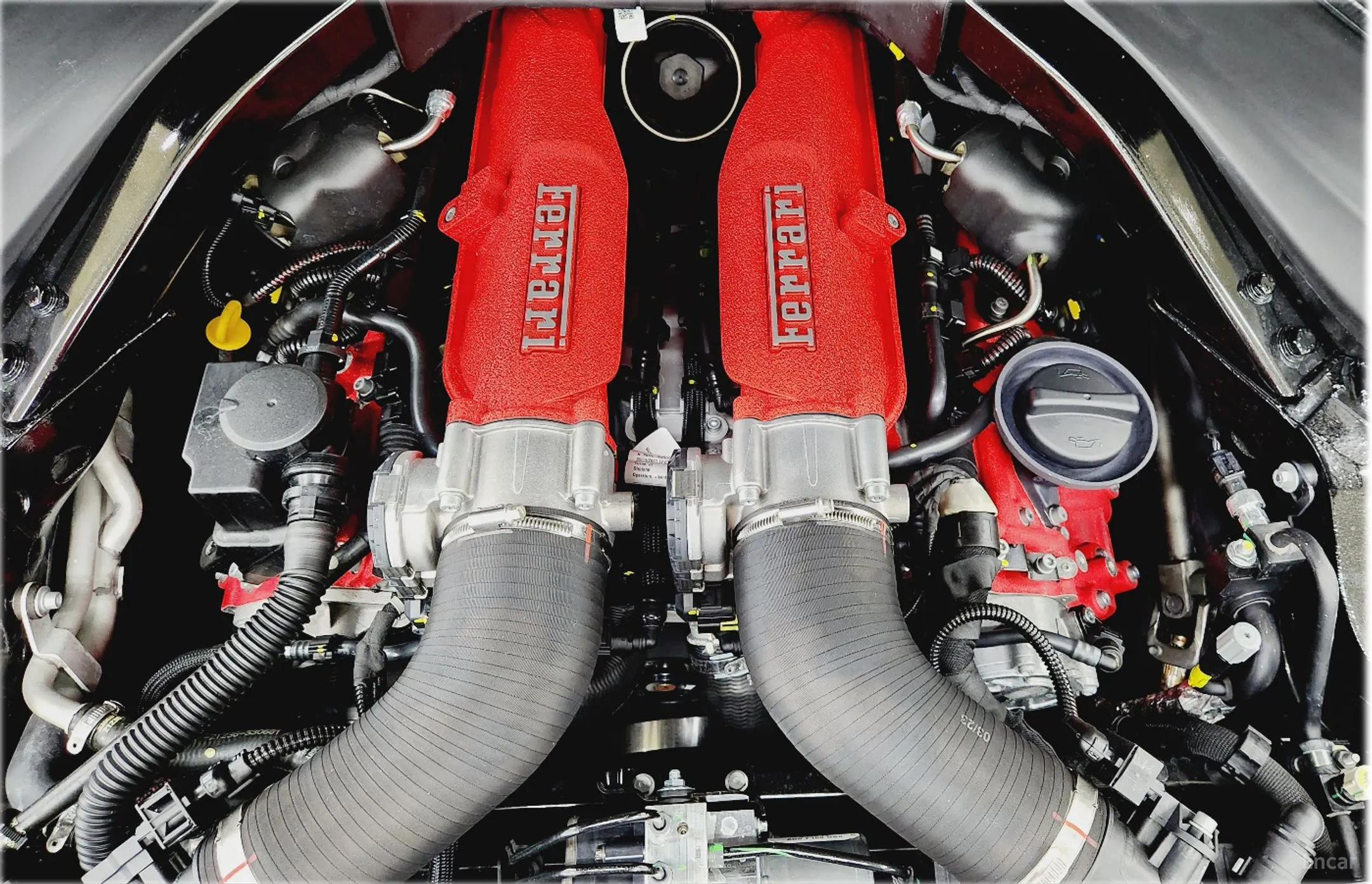 Ferrari Portofino превью 19