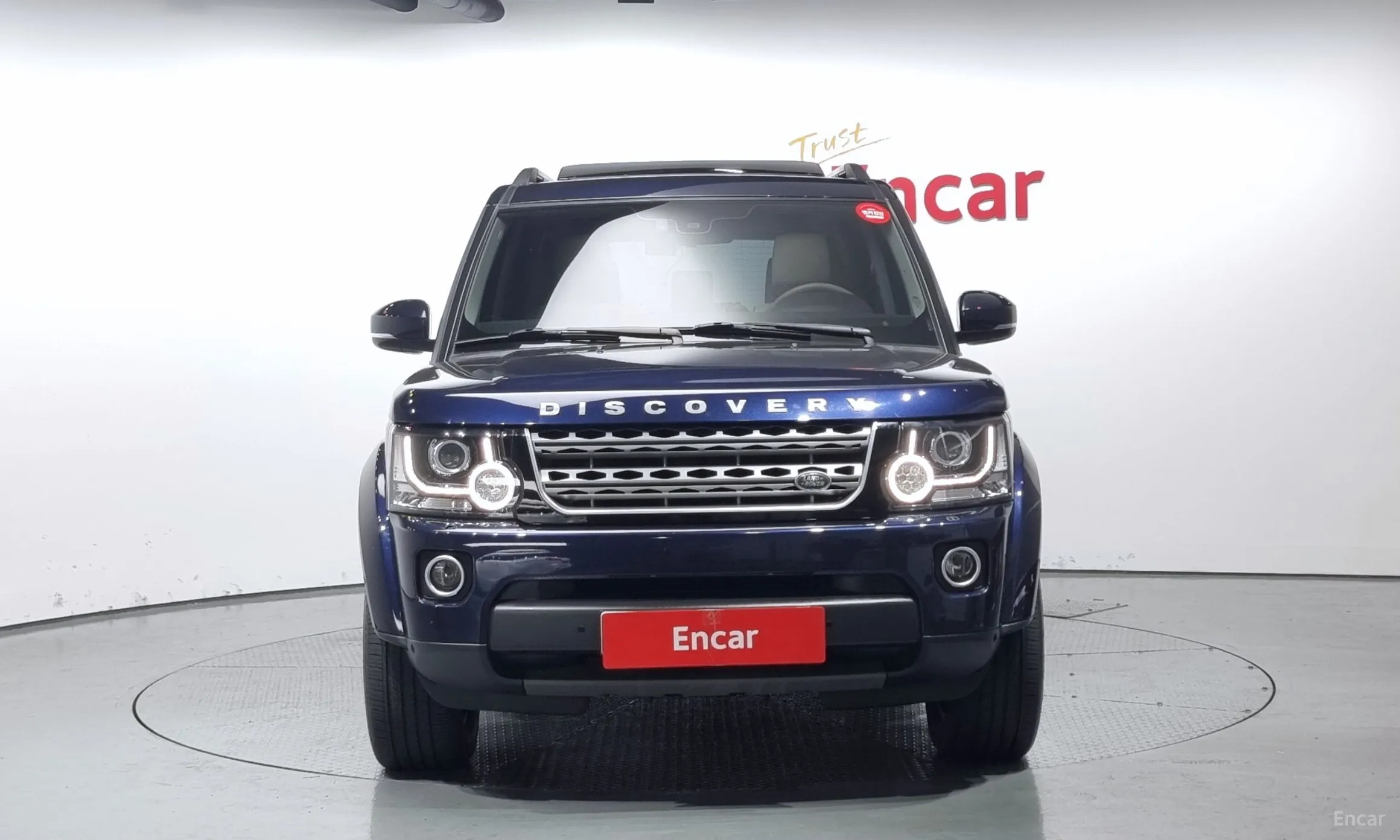 Land Rover Discovery 4