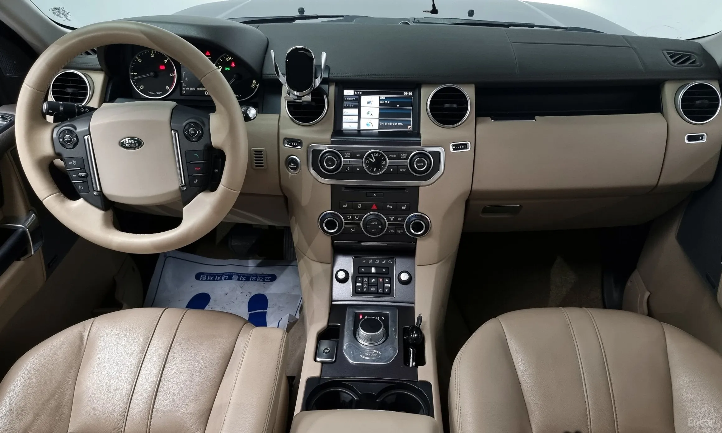 Land Rover Discovery 4 превью 4