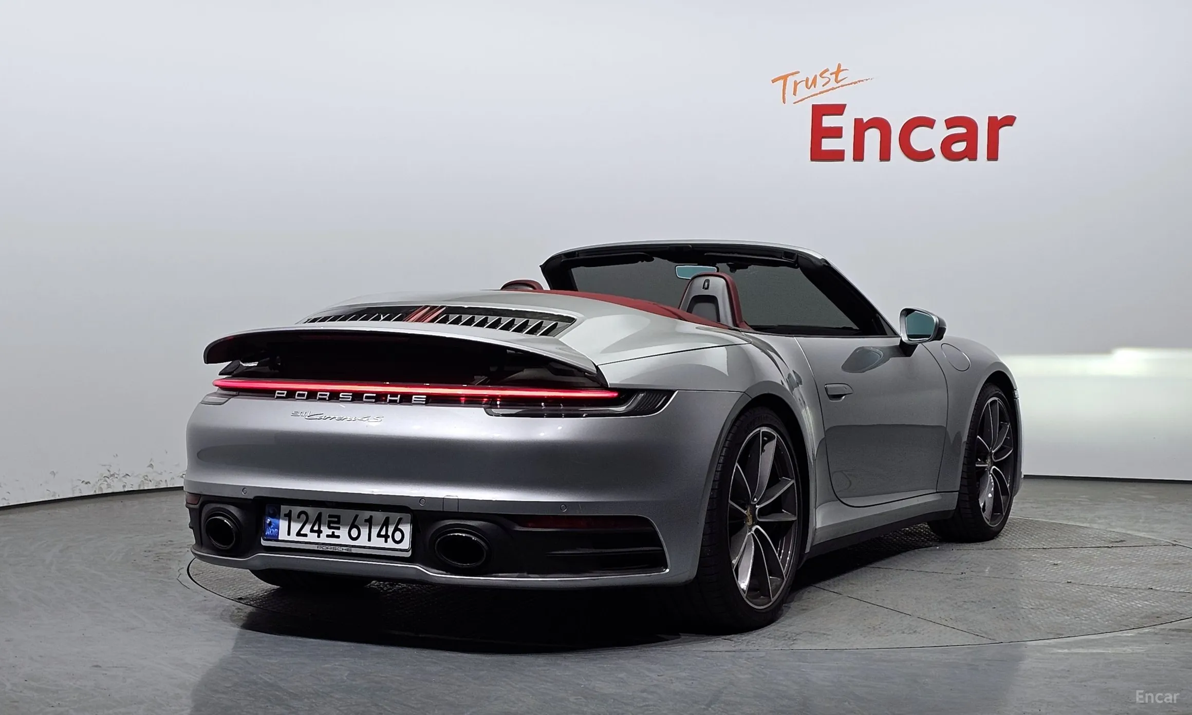 Porsche 911 (992) превью 2