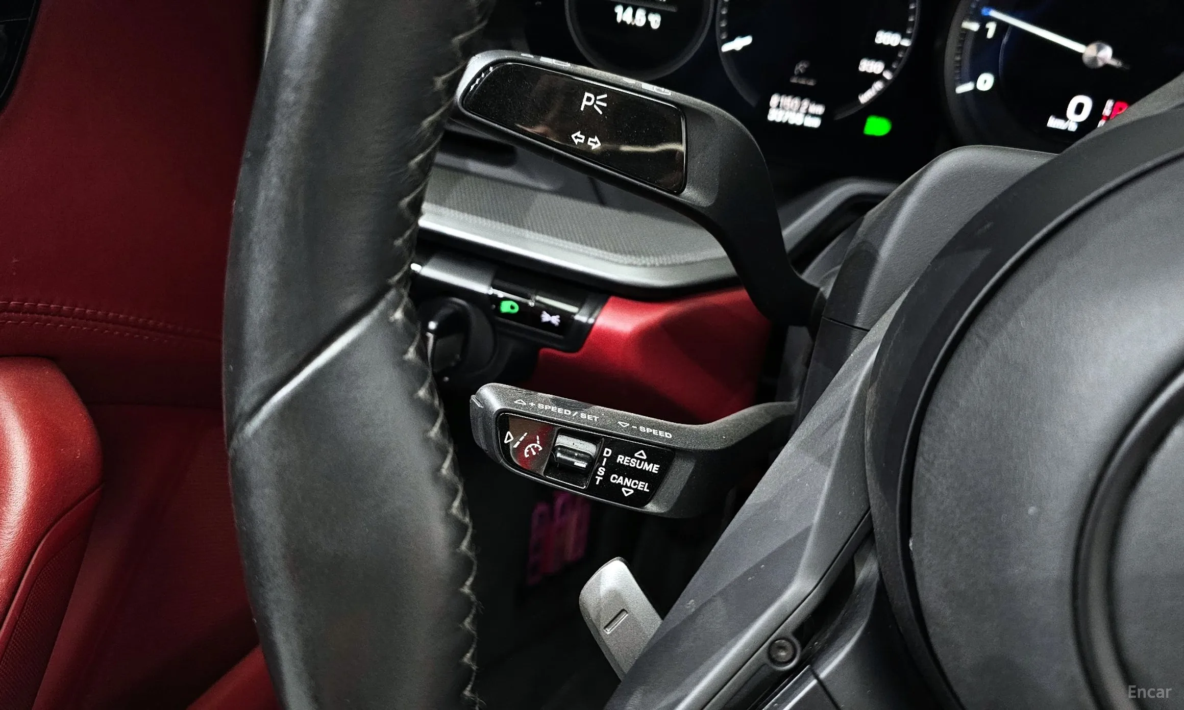 Porsche 911 (992) превью 18