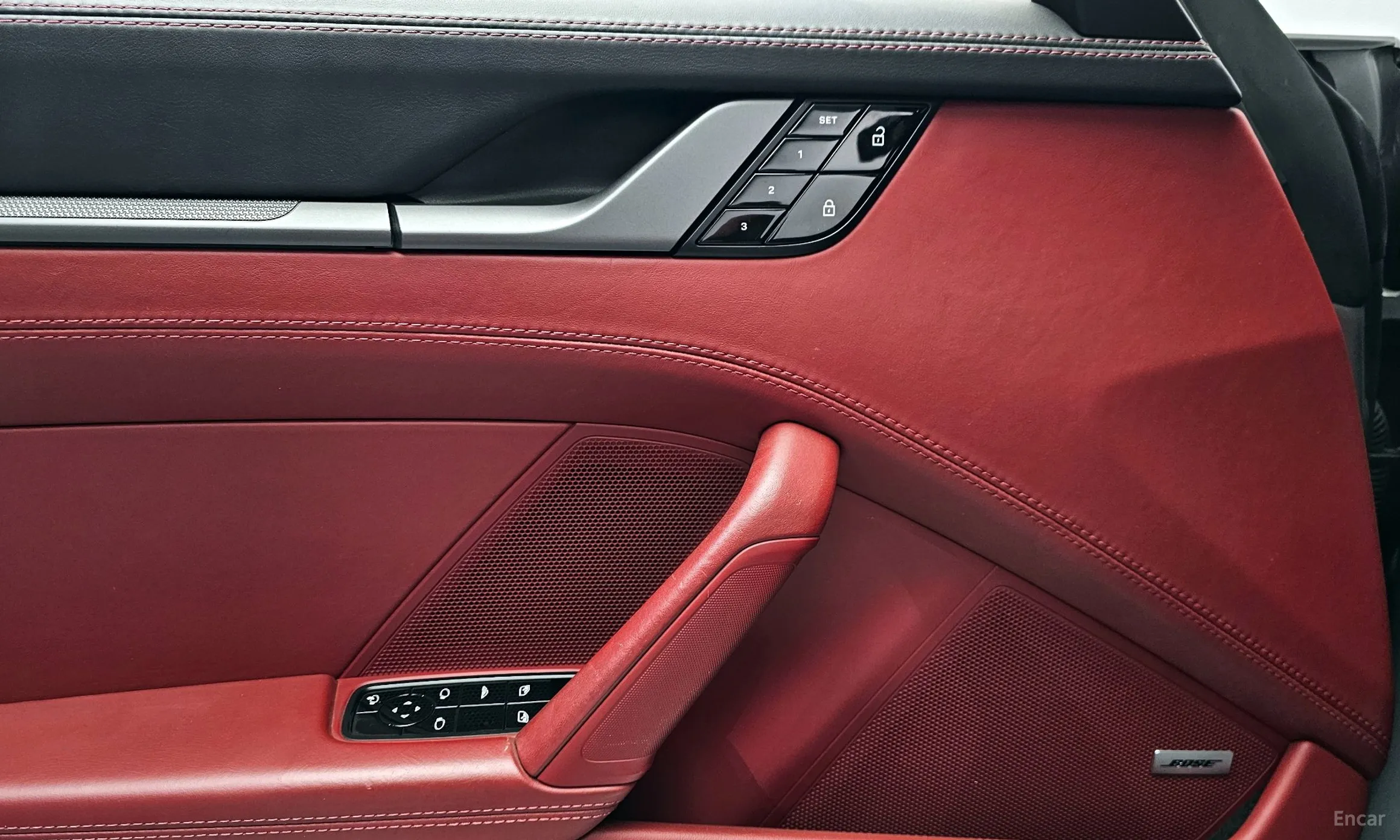 Porsche 911 (992) превью 19
