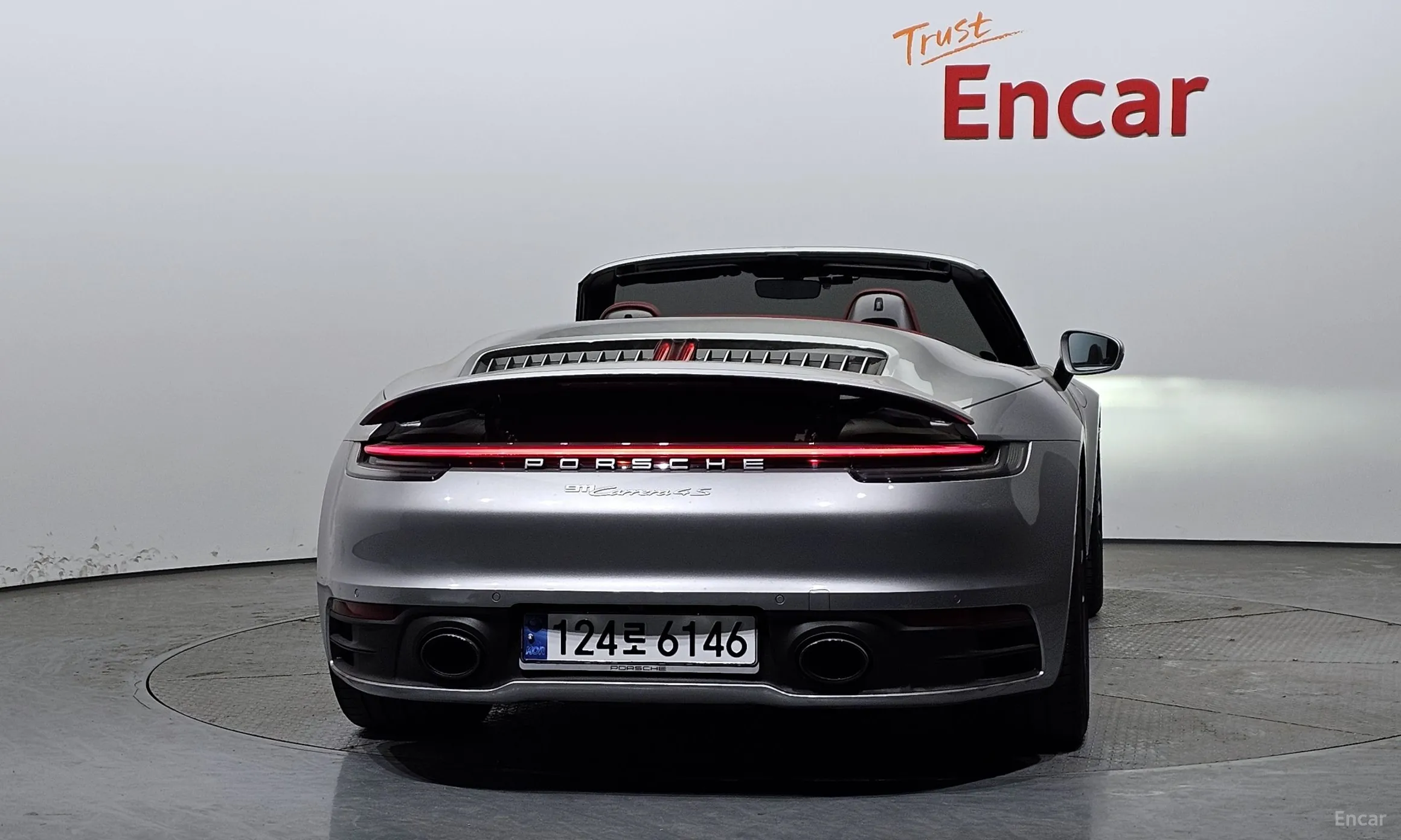 Porsche 911 (992) превью 4
