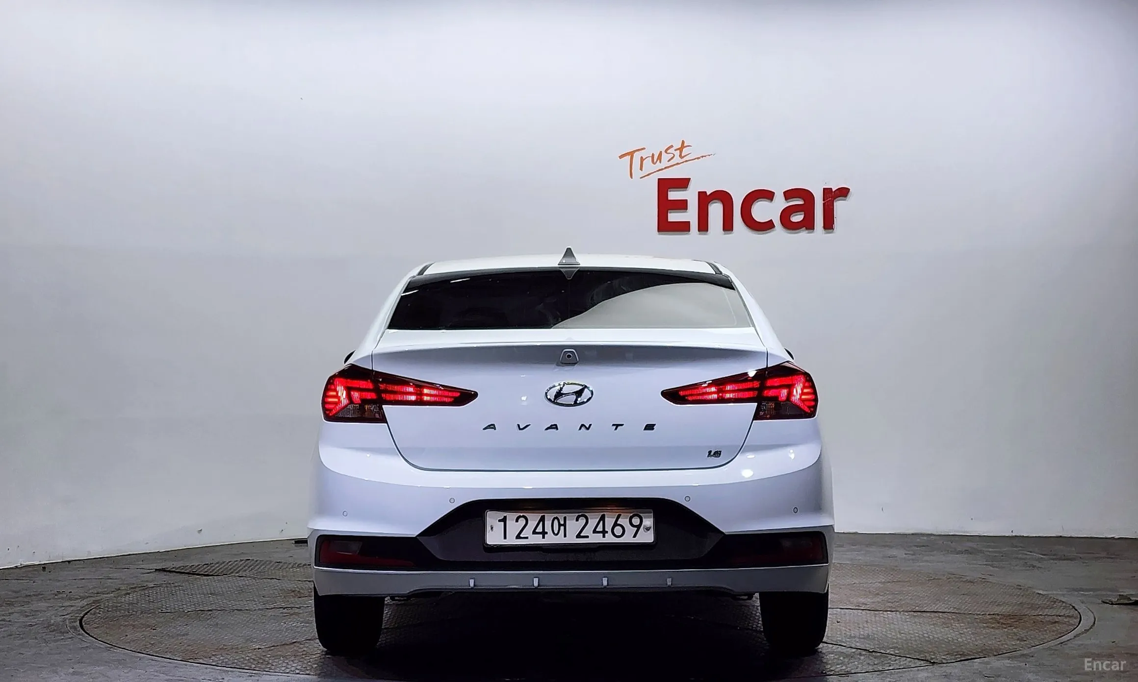 Hyundai Avante AD превью 3